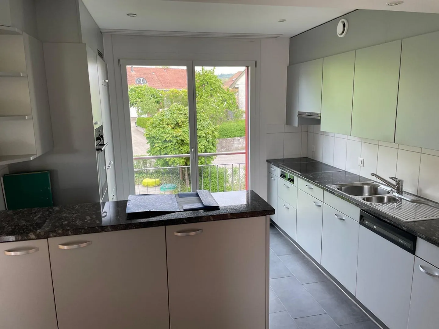 Grosszügige 5.5-Zimmer-Wohnung - Foto 3 von 12