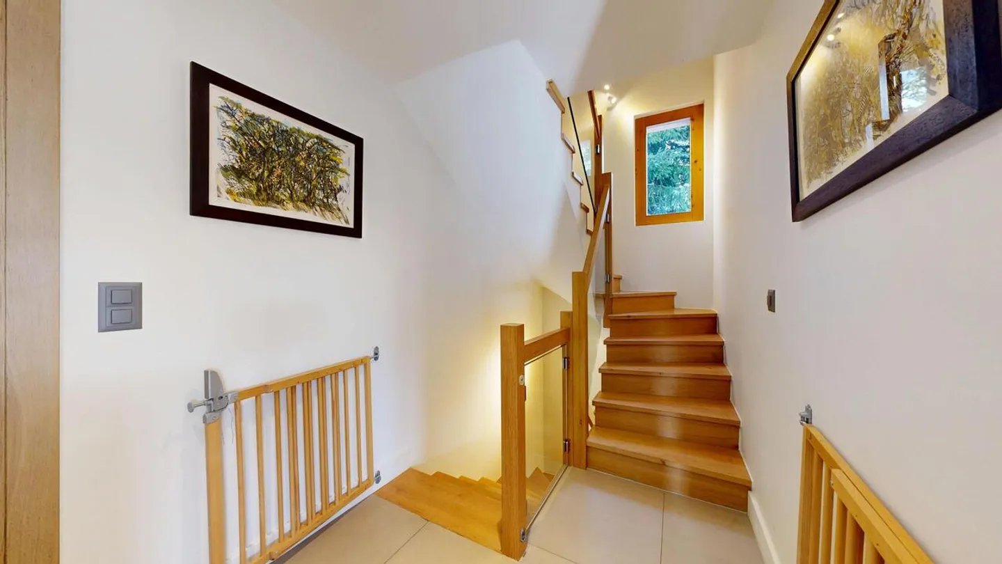 CHALET 8 STANZE NEL CENTRO DI VERBIER CON 1 APPARTAMENTO INDIPENDENTE - Foto 26 di 44