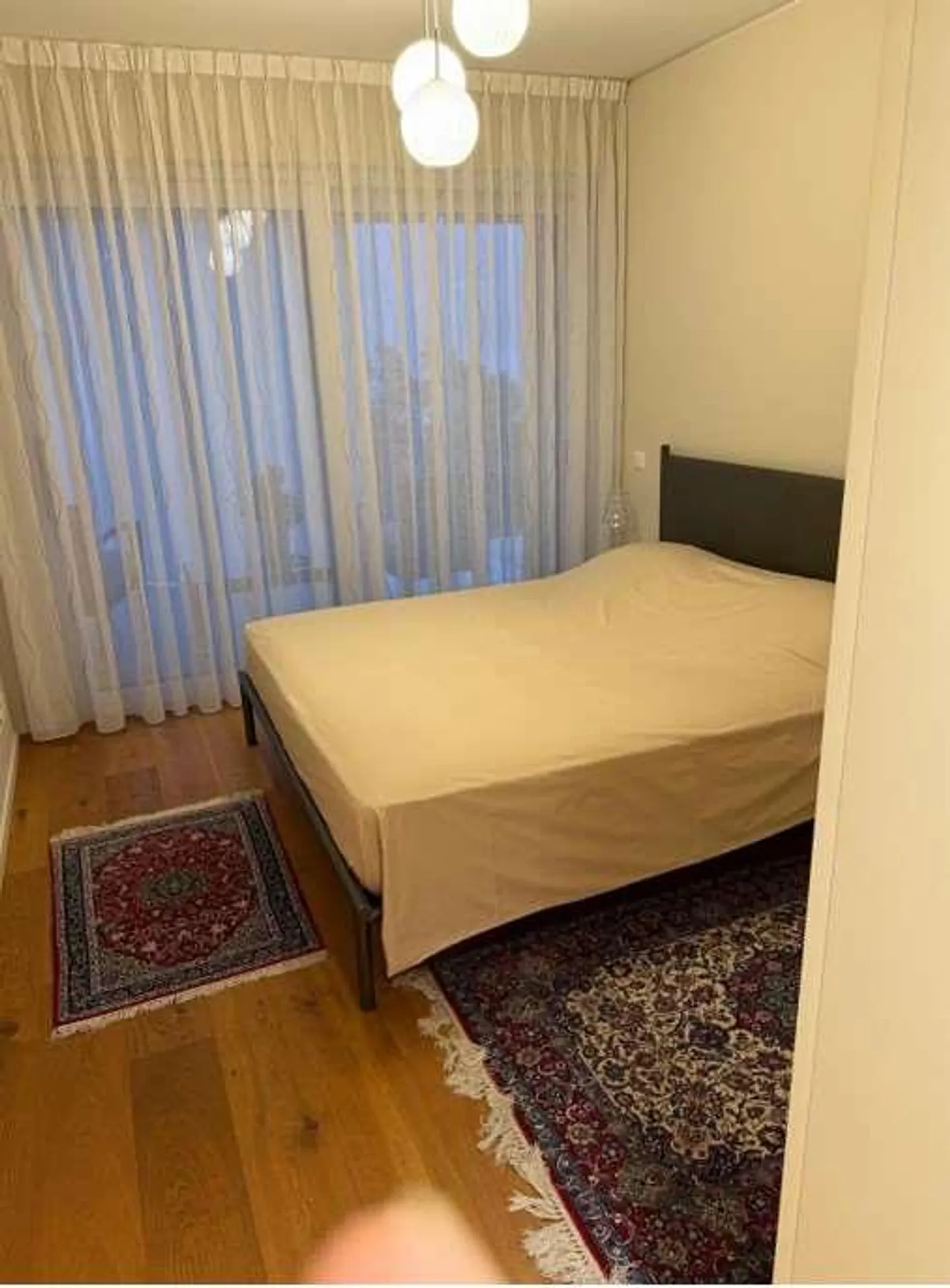 Appartement élégant de 3,5 pièces avec vue sur le lac - Photo 7 sur 13