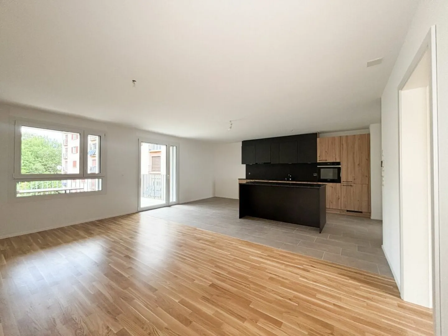 Modern Apartments with Terraces - Photo 3 of 12