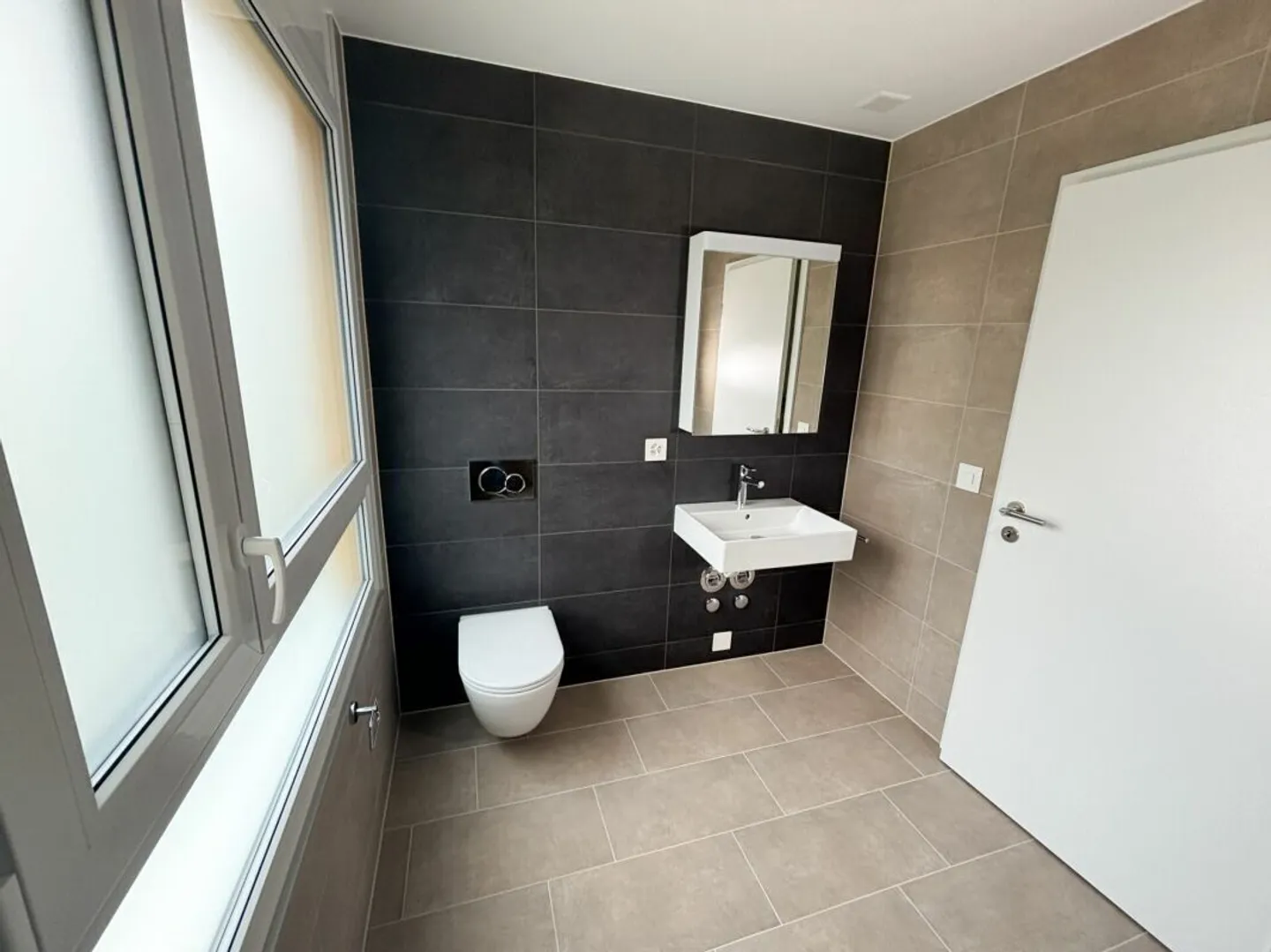Modern Apartments with Terraces - Photo 7 of 12