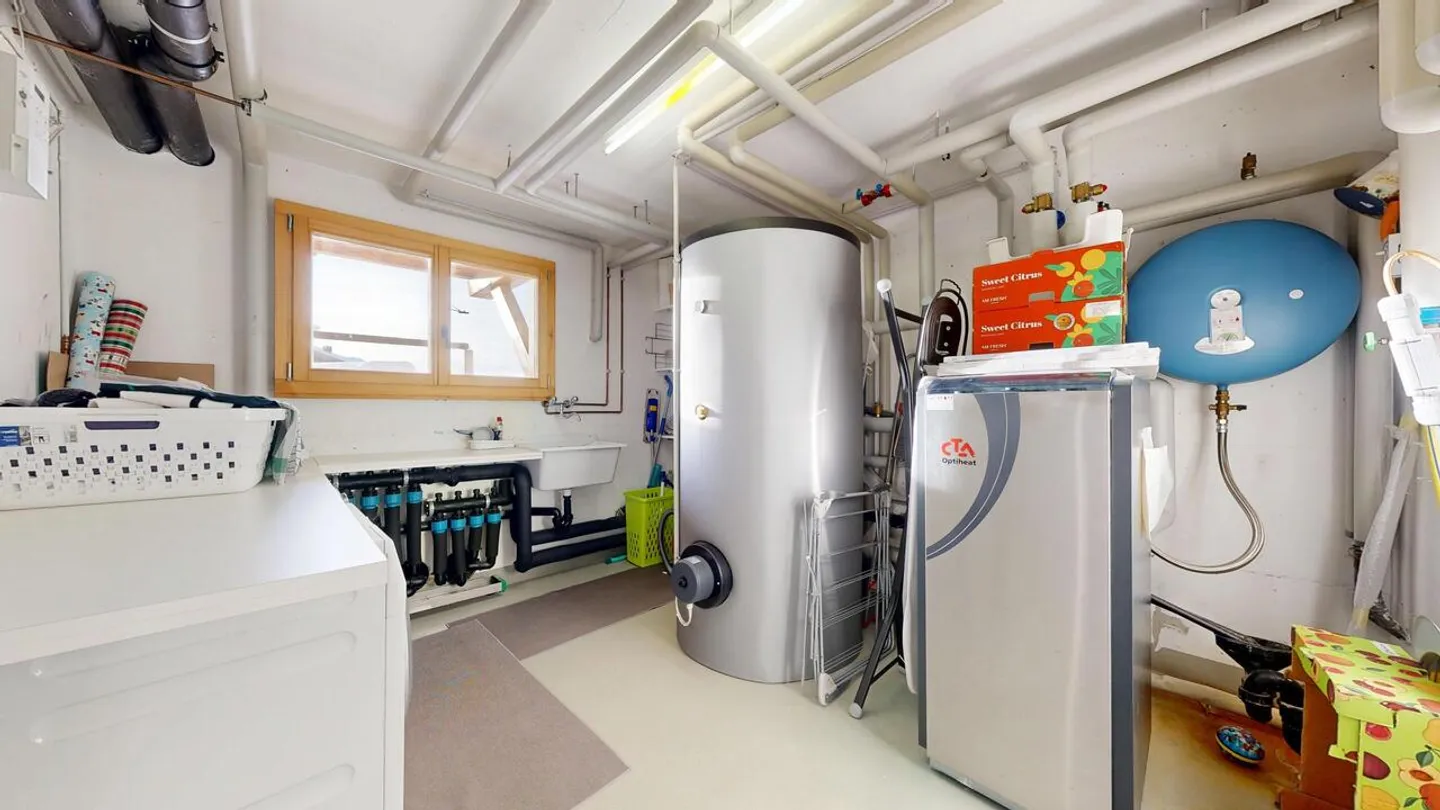 CHALET 8 STANZE NEL CENTRO DI VERBIER CON 1 APPARTAMENTO INDIPENDENTE - Foto 30 di 44