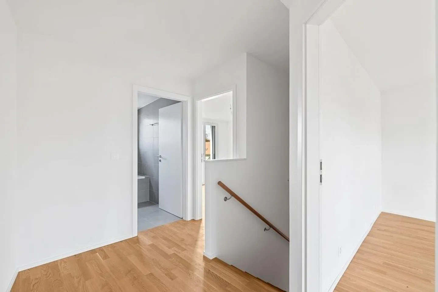 Duplex Elegante Vicino al Centro - Foto 9 di 12