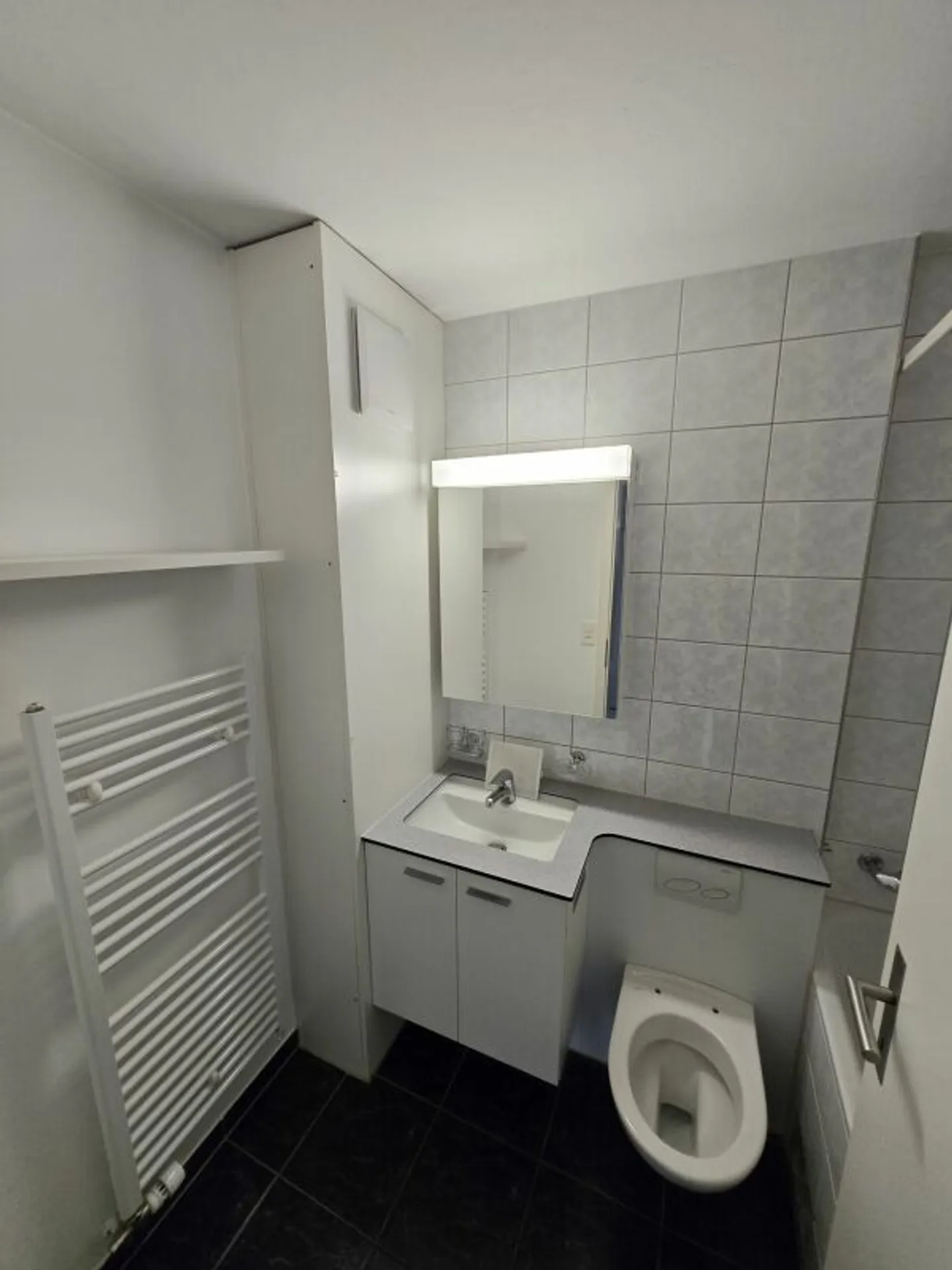 Beautiful 3.5 room apartment in a beautiful location now still available! - Photo 7 of 9