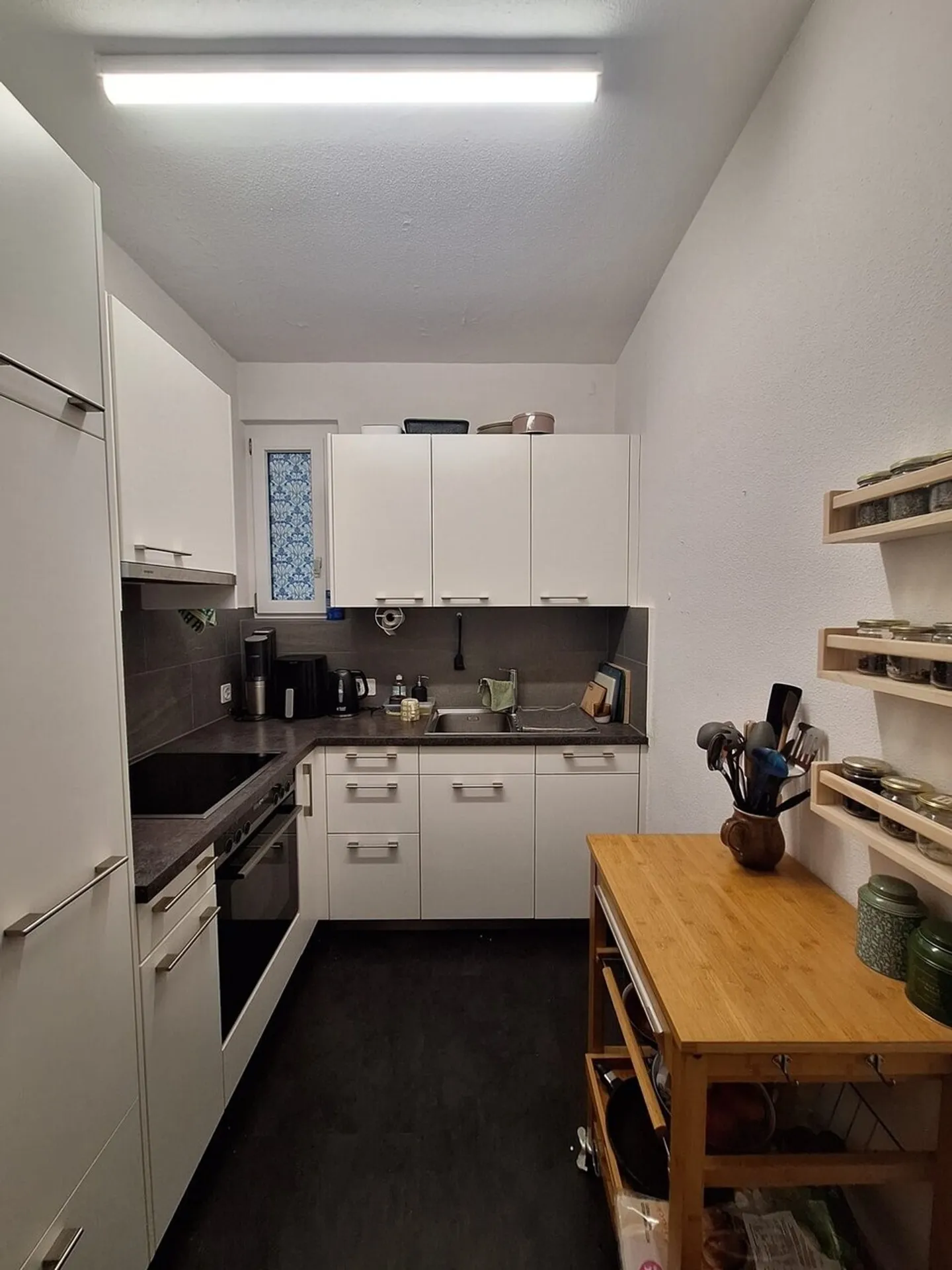 Charming Apartment in Olten - Photo 4 of 5