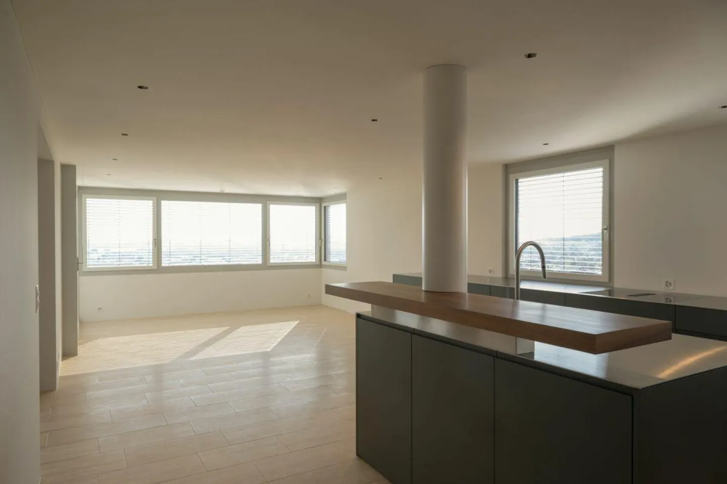 Appartamento esclusivo con terrazza e vista lago - Foto 2 di 8