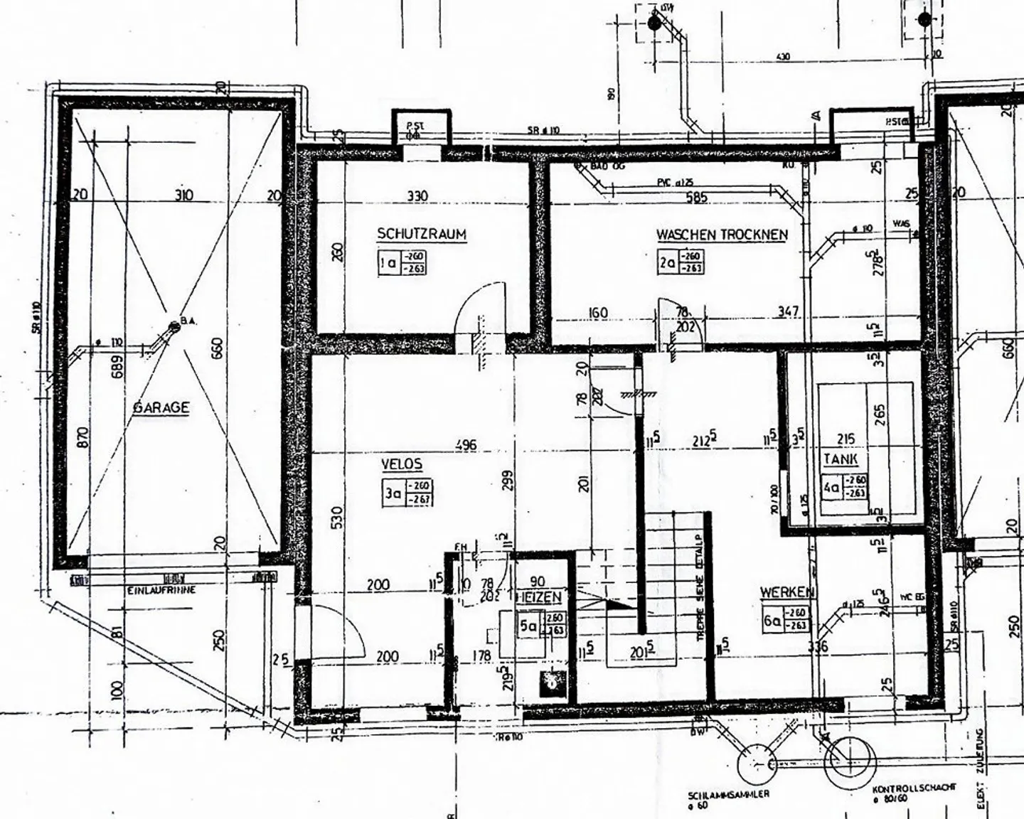 Detached house with natural garden & photovoltaic system - Photo 26 of 28