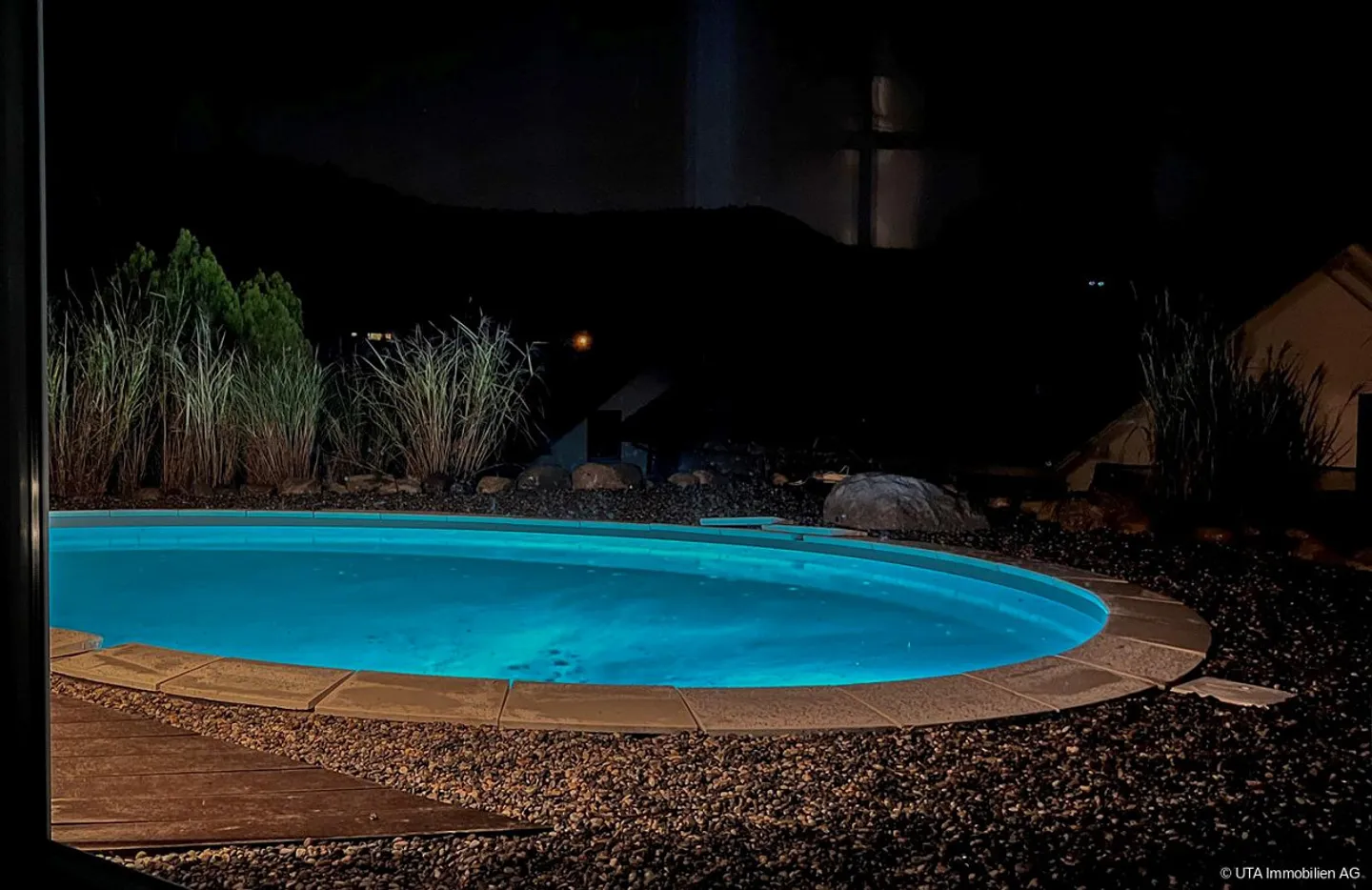 Propriété luxueuse avec de nombreux extras et une vue imprenable - Photo 10 sur 12