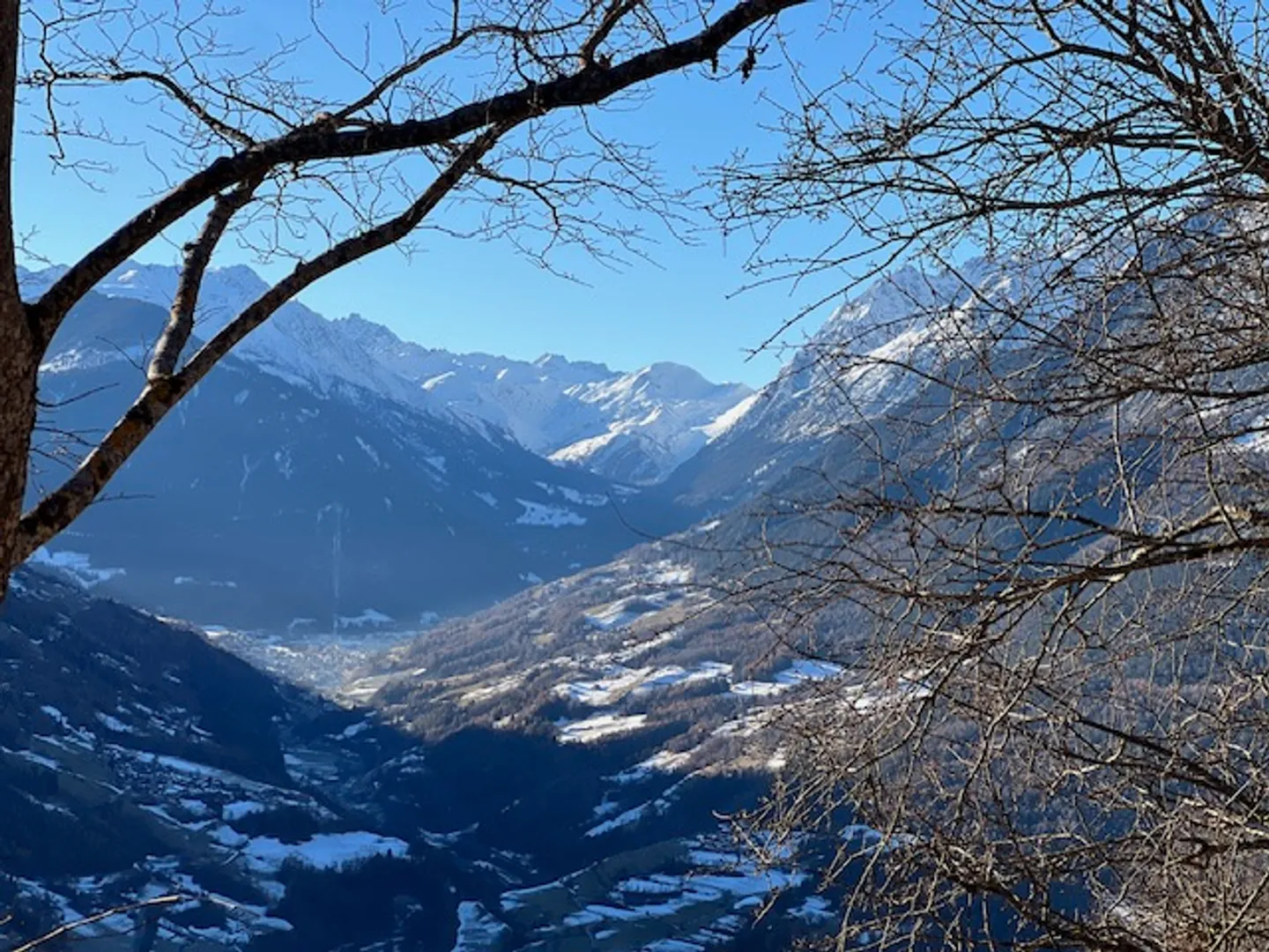 Chalet Exceptionnel avec Vue Panoramique - Photo 3 sur 10