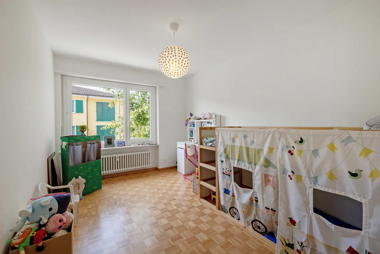 4 Room Apartment in Allschwil with Two Balconies - Photo 10 of 19