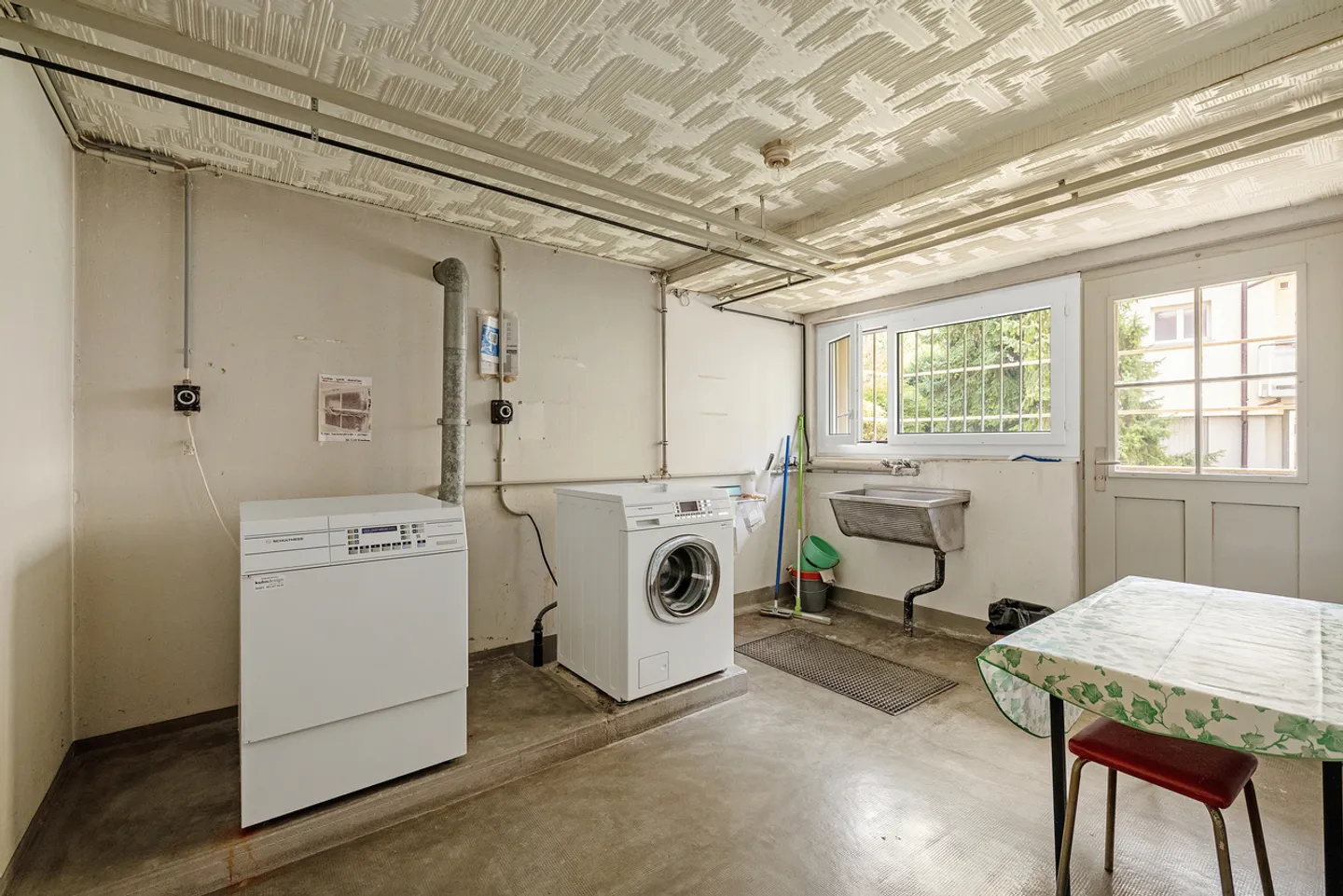 4 Room Apartment in Allschwil with Two Balconies - Photo 16 of 19