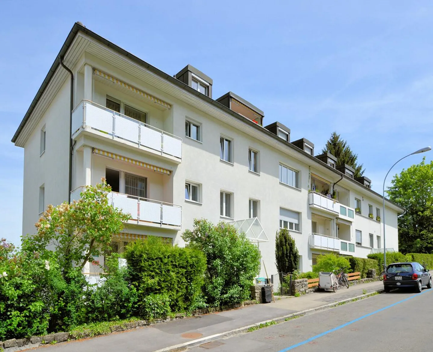 Charming 2.5-room apartment in a popular location! - Photo 1 of 8