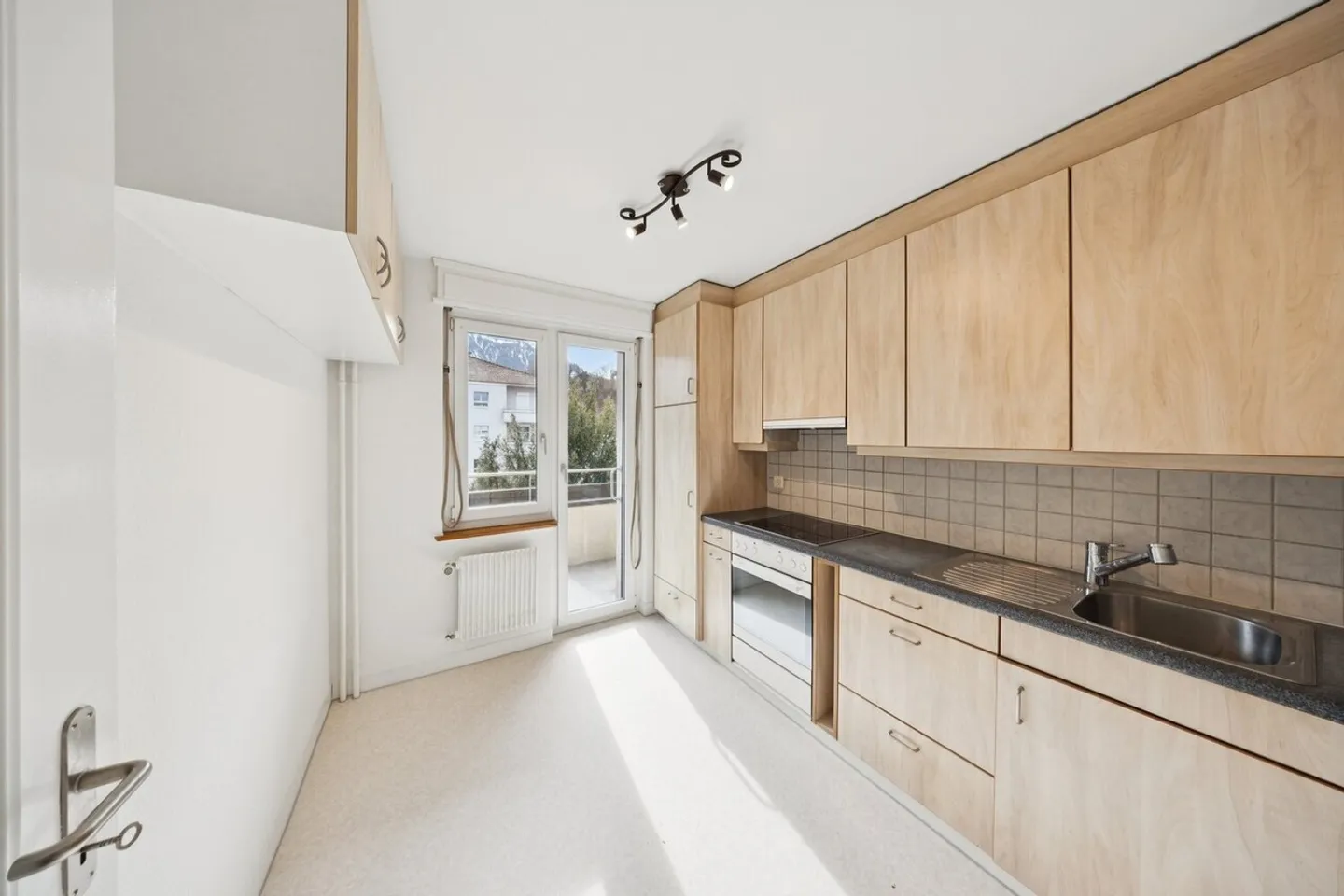 Appartamento confortevole con 4 stanze in affitto a Spiez - Foto 10 di 10