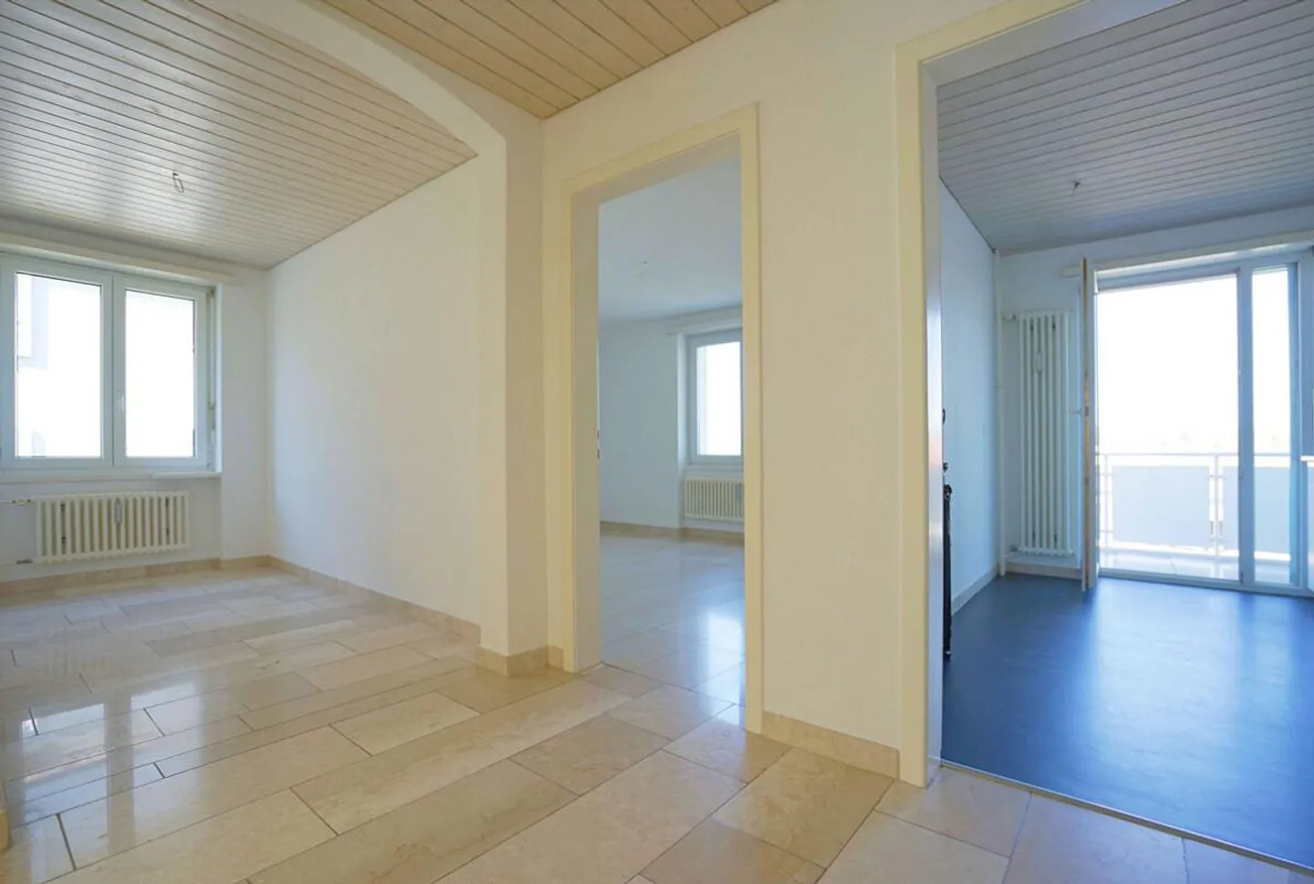Charming 2.5-room apartment in a popular location! - Photo 4 of 8