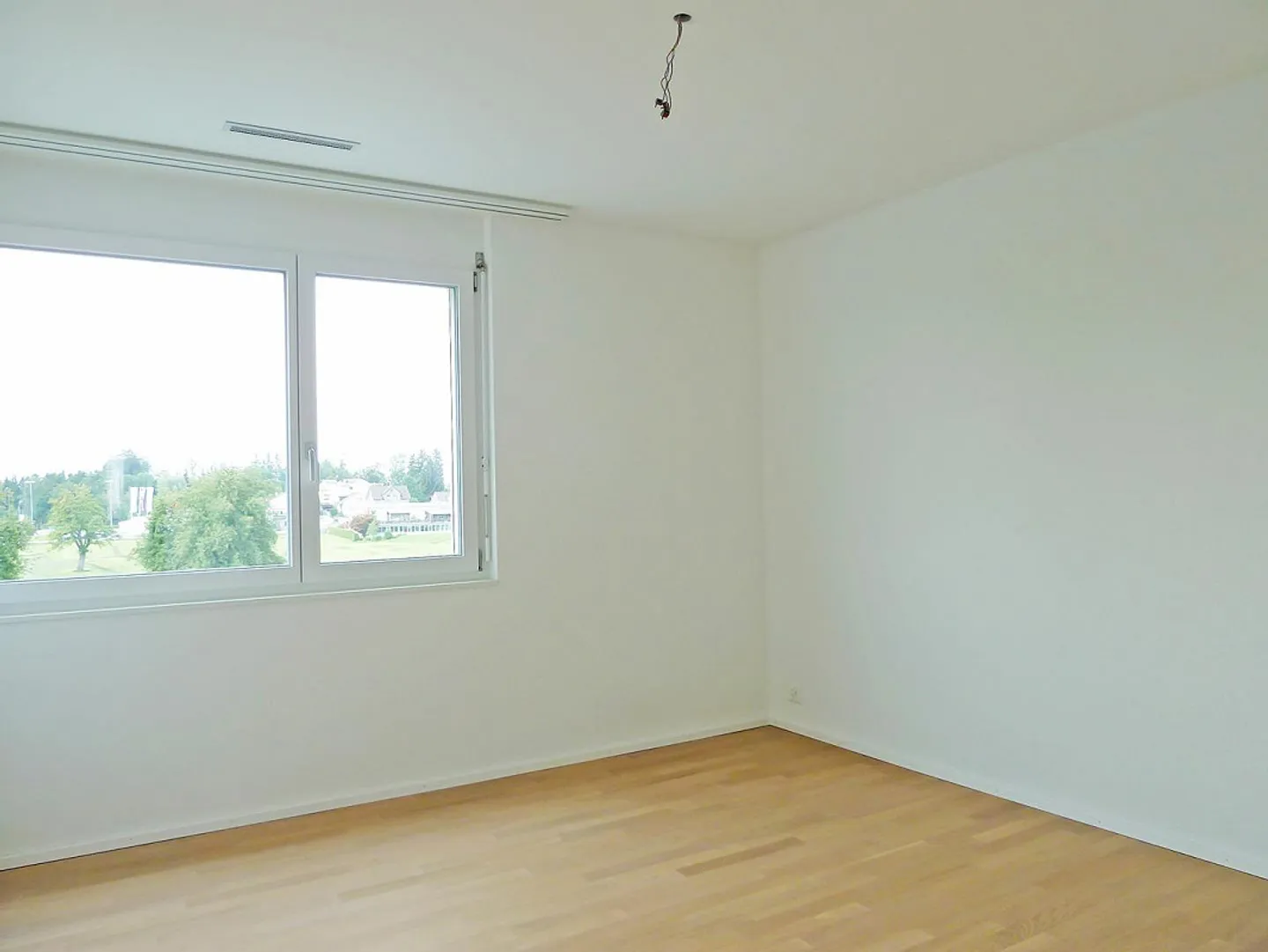 Appartement moderne de 4,5 pièces avec vue sur la nature - Photo 8 sur 10