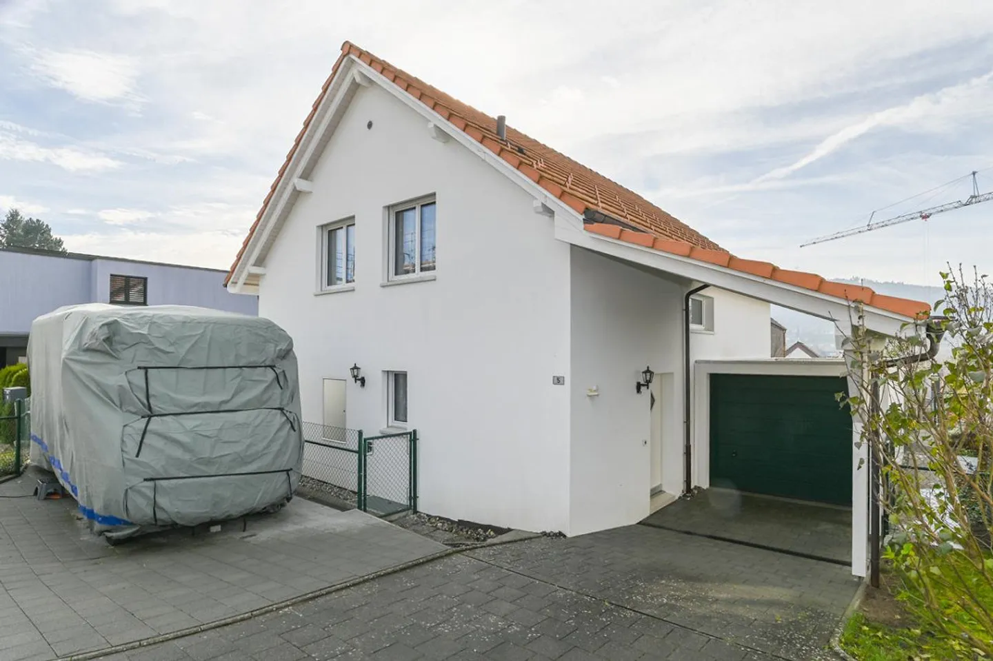 Charmantes Familienhaus mit Garten - Foto 3 von 14