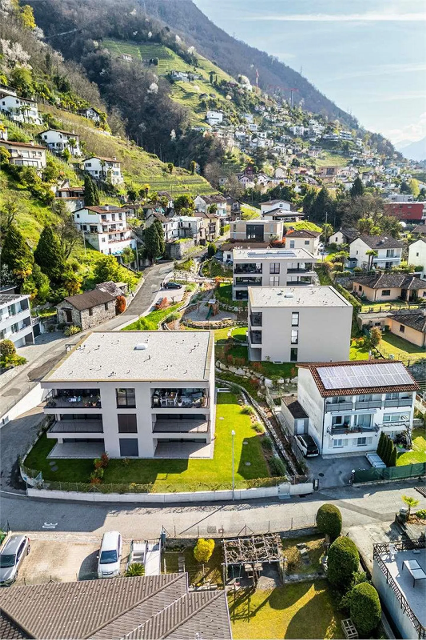 New 3.5-room apartment in Gordola with garden - Photo 1 of 13
