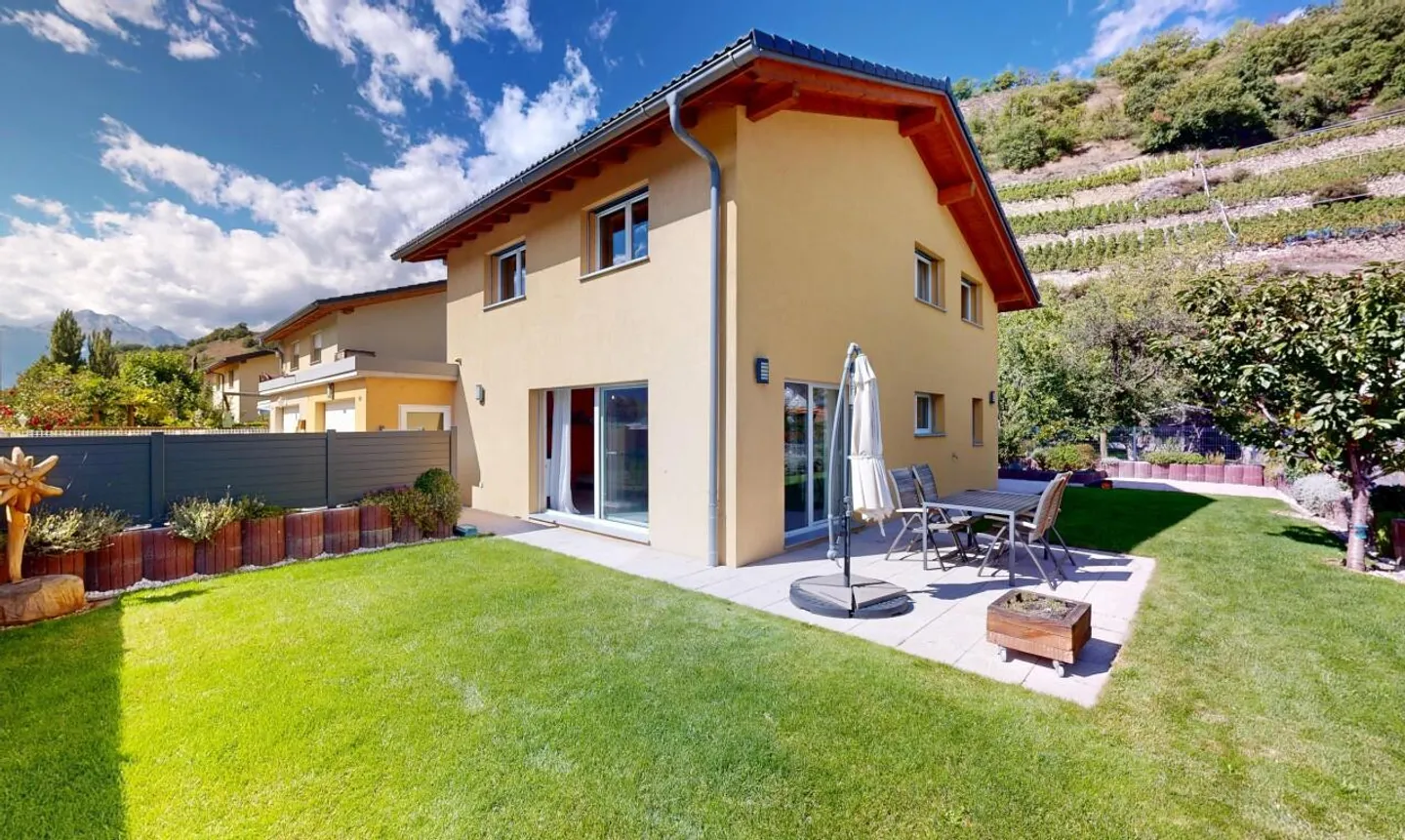 Villa recente 154m² - 4 camere - Giardino recintato - Foto 1 di 11