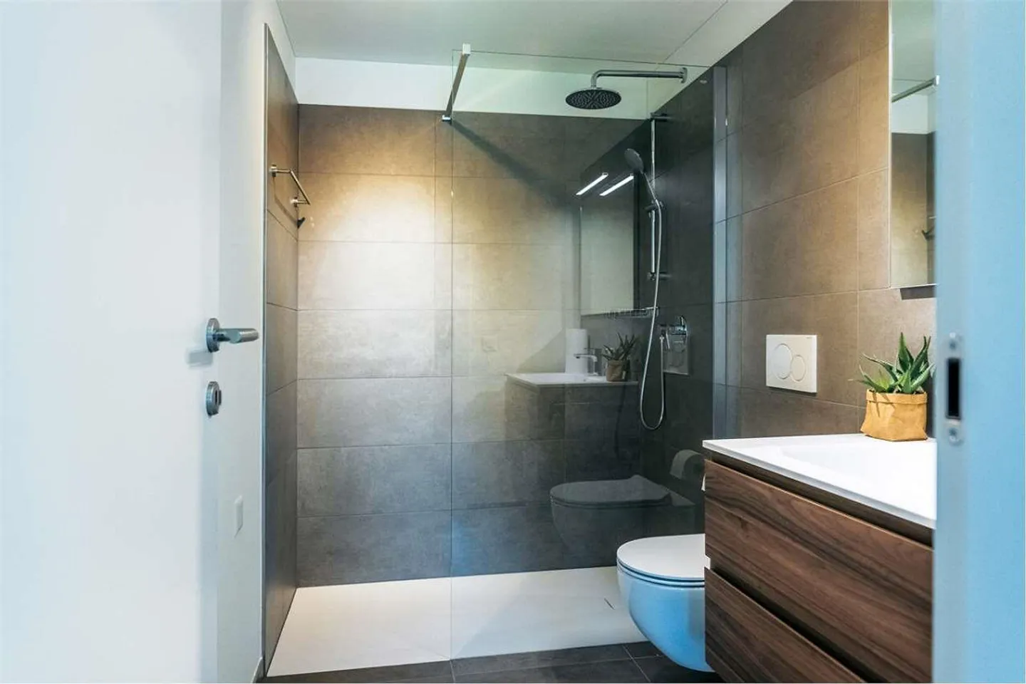 New 3.5-room apartment in Gordola with garden - Photo 6 of 13