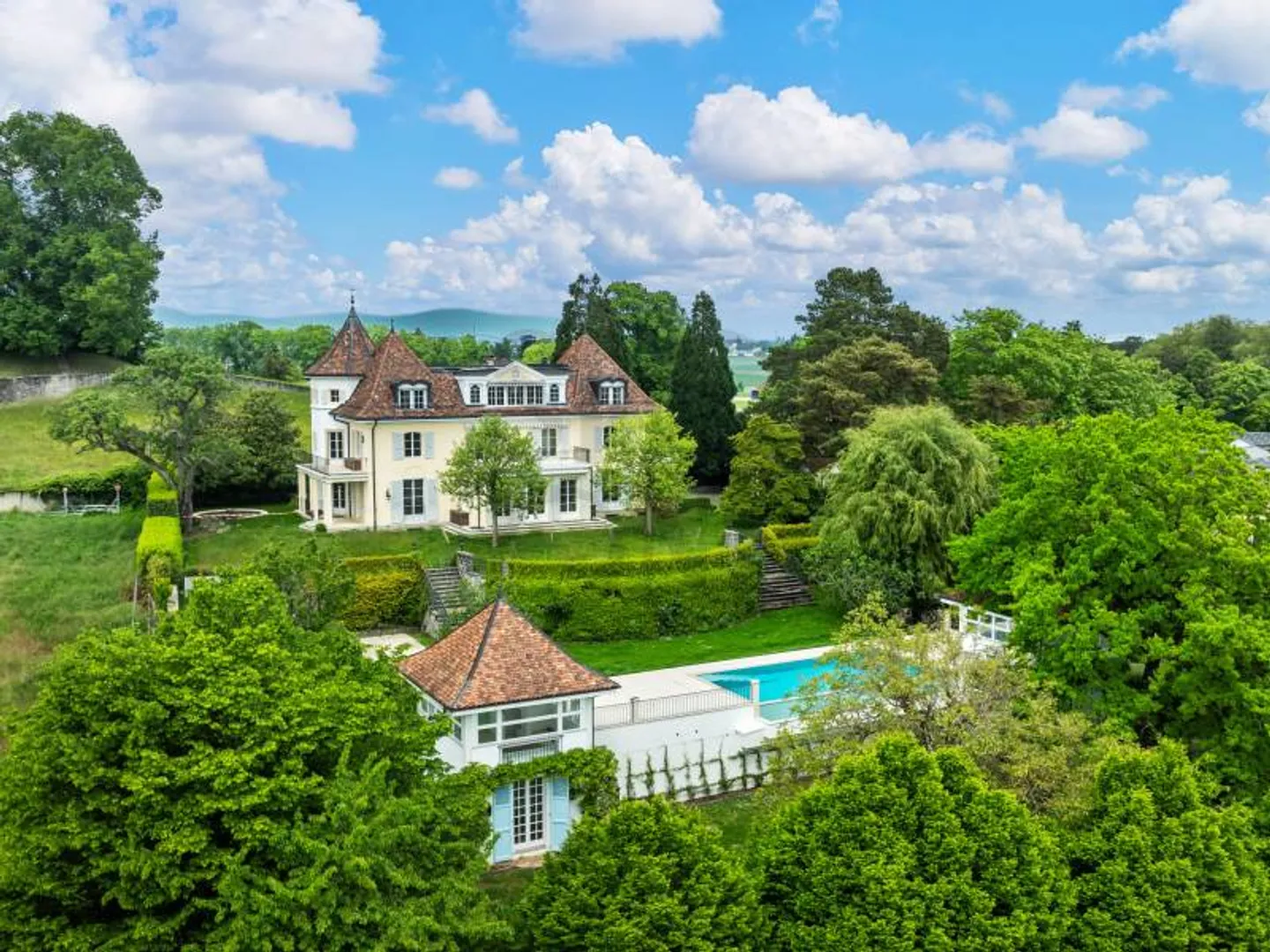 Casa padronale ristrutturata con raffinatezza - Foto 1 di 9