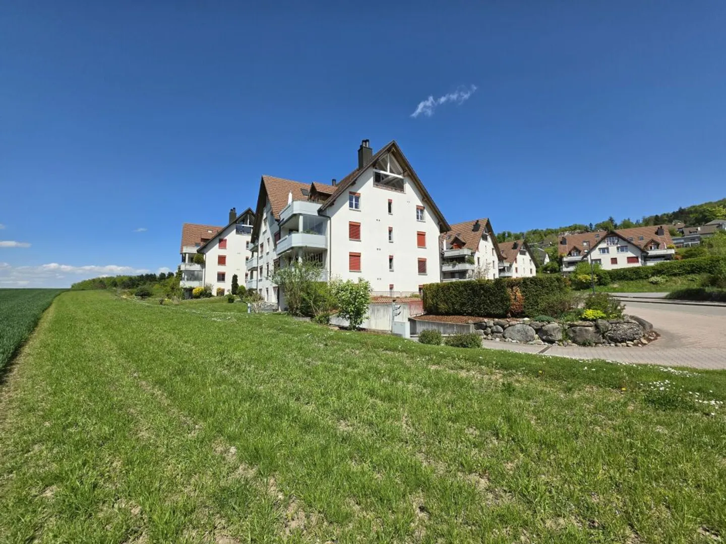 Charmante Dachwohnung mit Aussicht - Foto 22 von 26