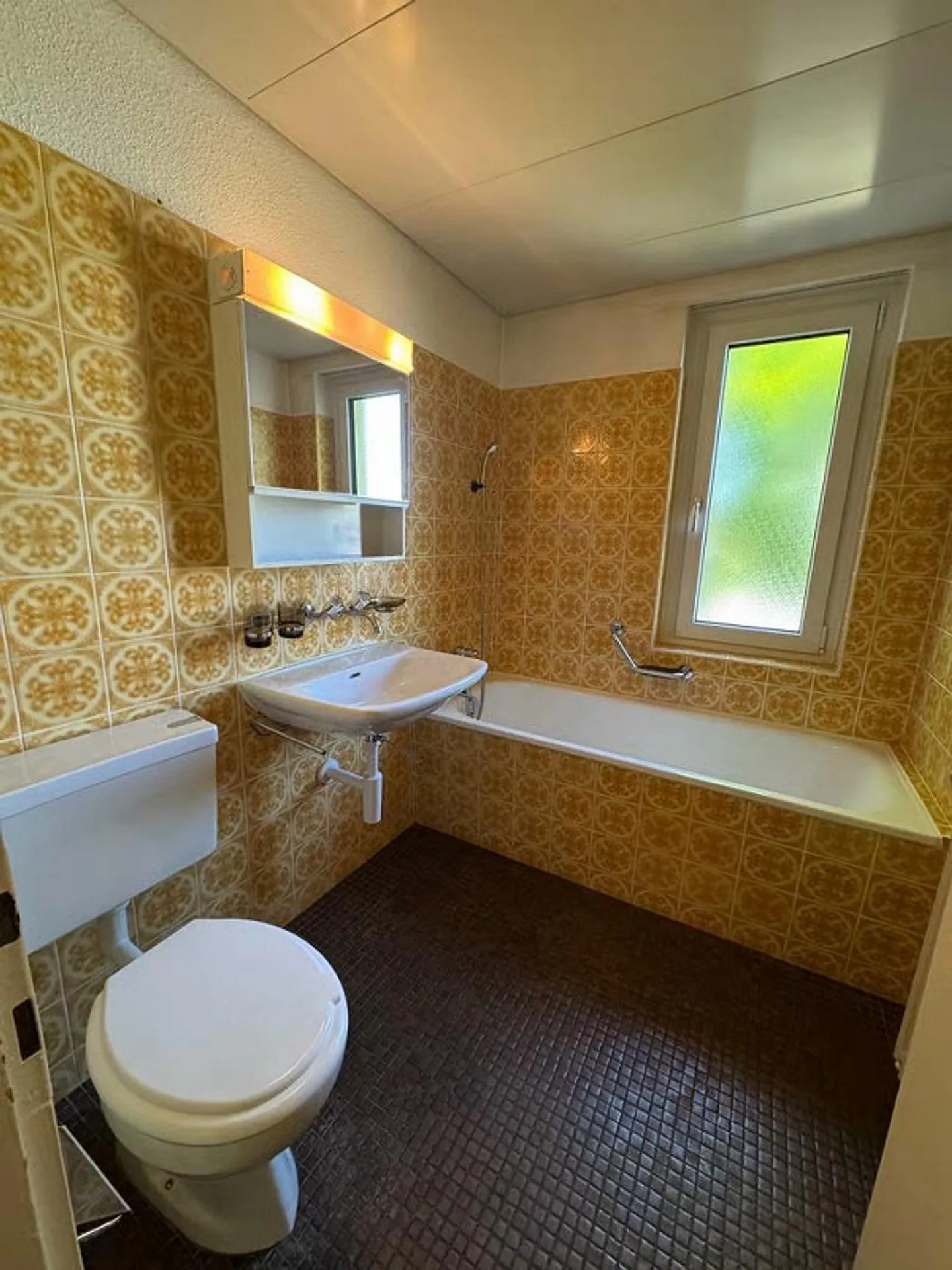Gemütliche Wohnung mit Balkon - Foto 6 von 6