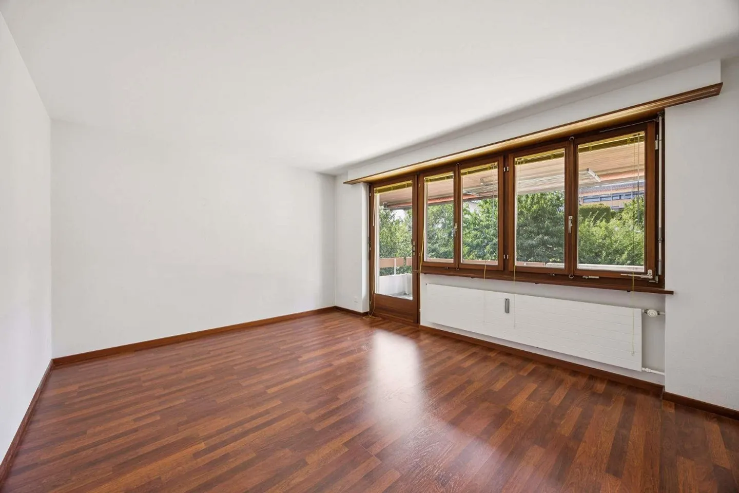5.5-Room Penthouse Apartment with Lake View - Photo 5 of 15