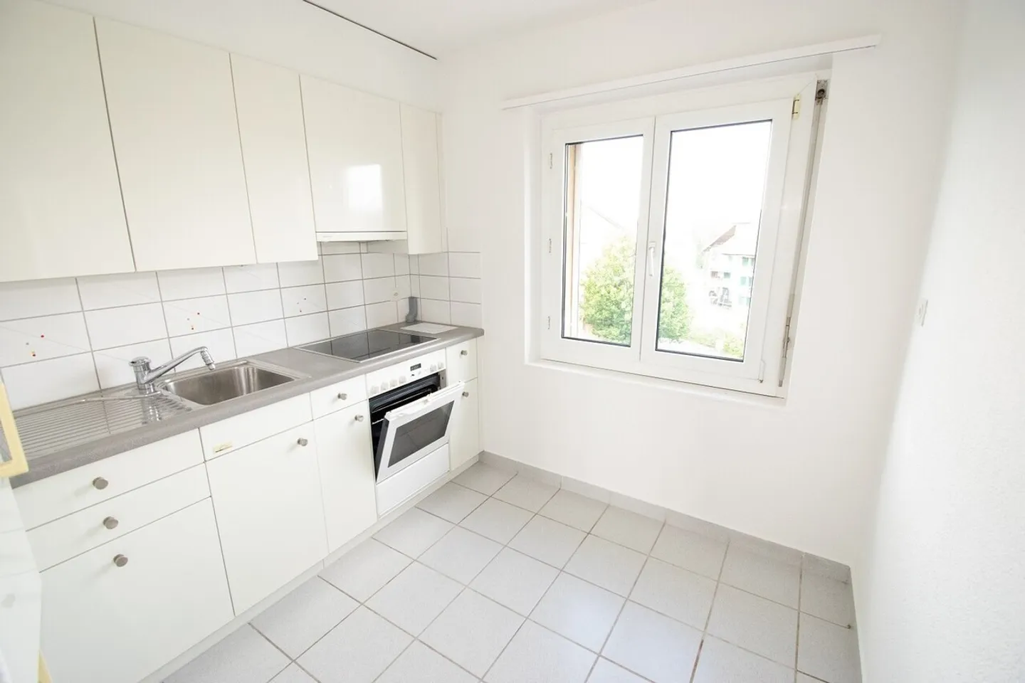 Cozy apartment in a quiet yet central location - Photo 2 of 13