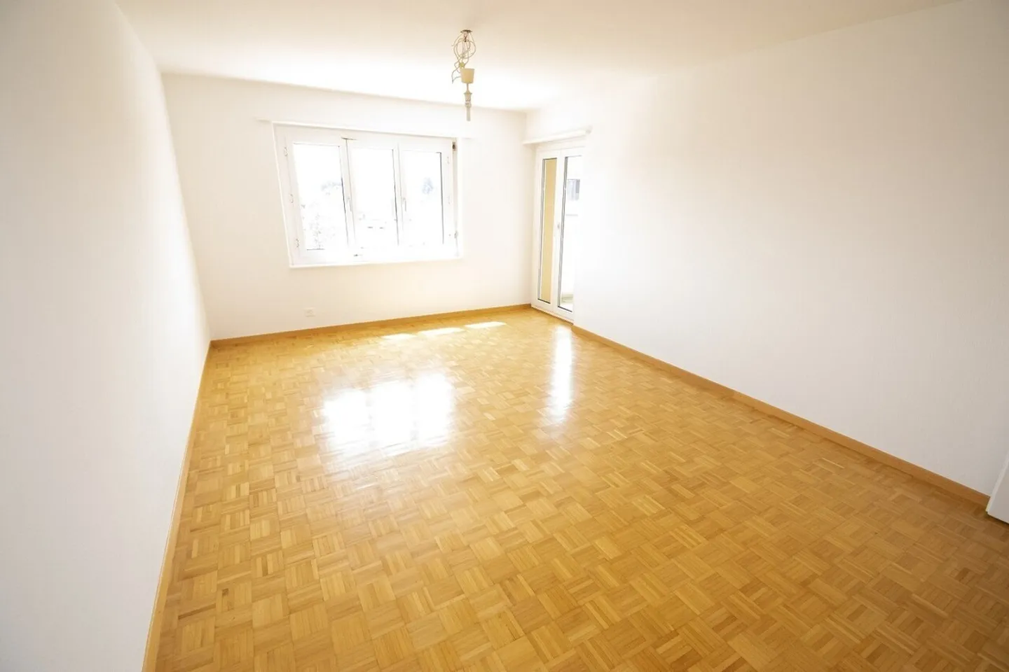 Cozy apartment in a quiet yet central location - Photo 5 of 13