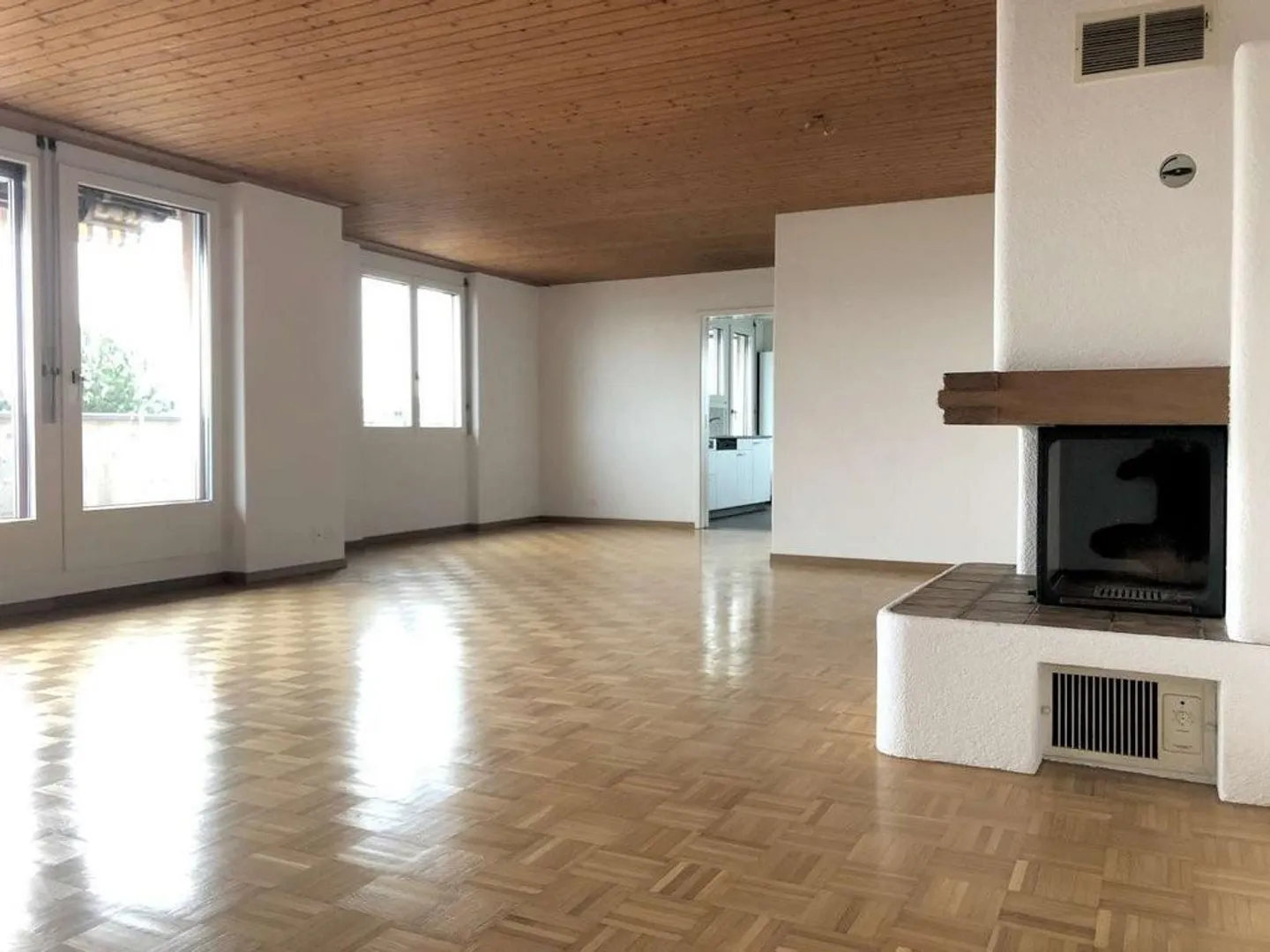 Penthouse apartment with spacious sun terrace and view - Photo 5 of 9