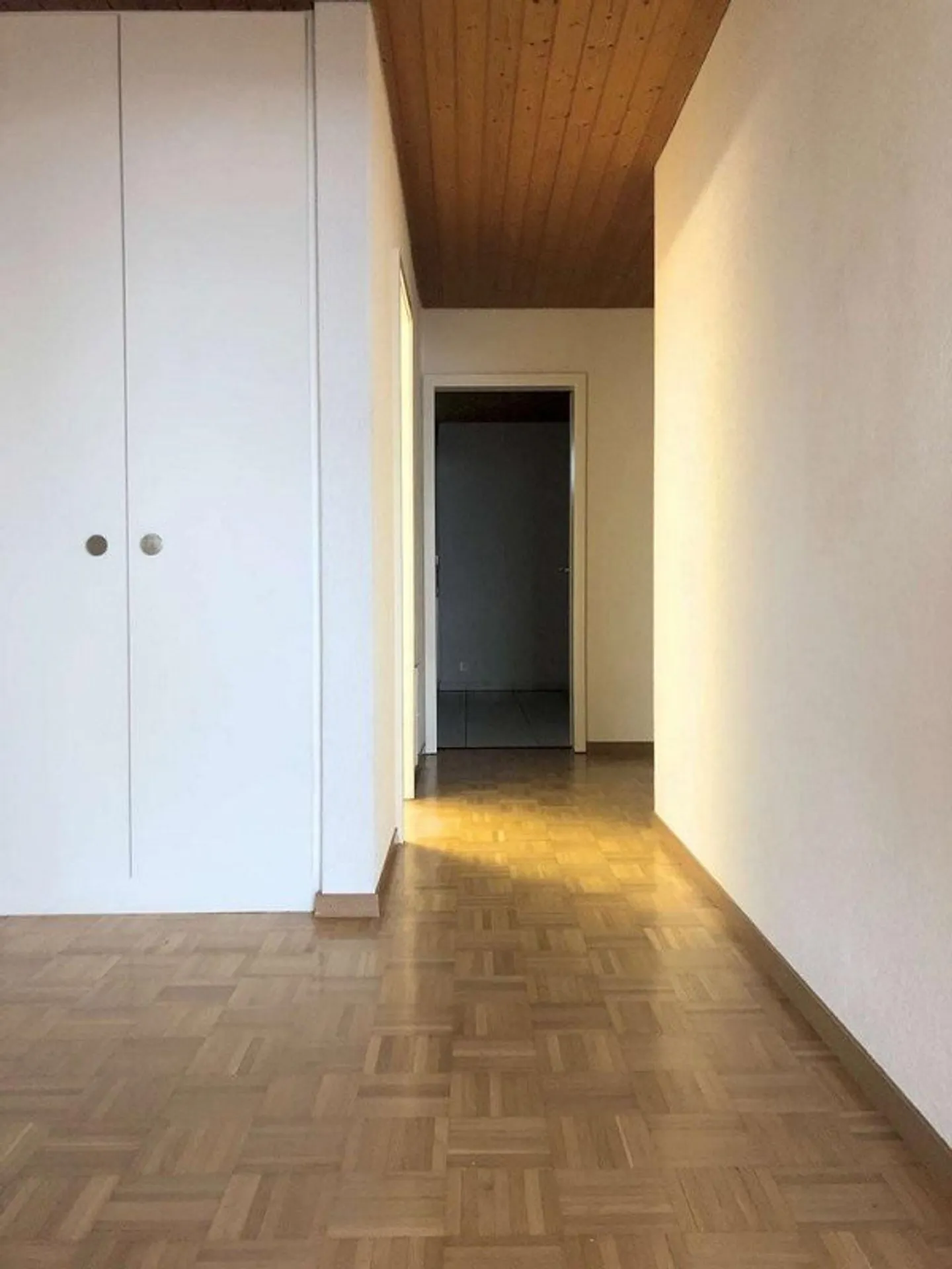 Penthouse apartment with spacious sun terrace and view - Photo 7 of 9