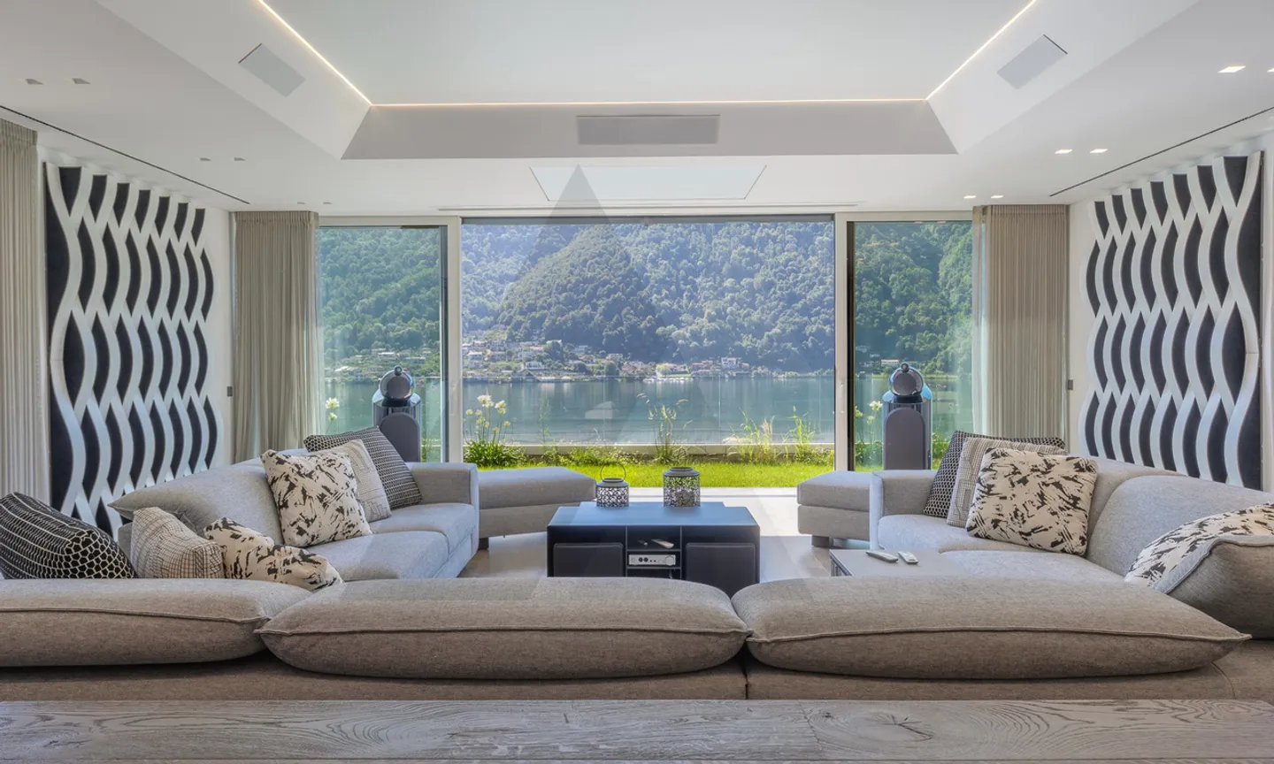 Exclusive Apartment with Lake View - Photo 8 of 22