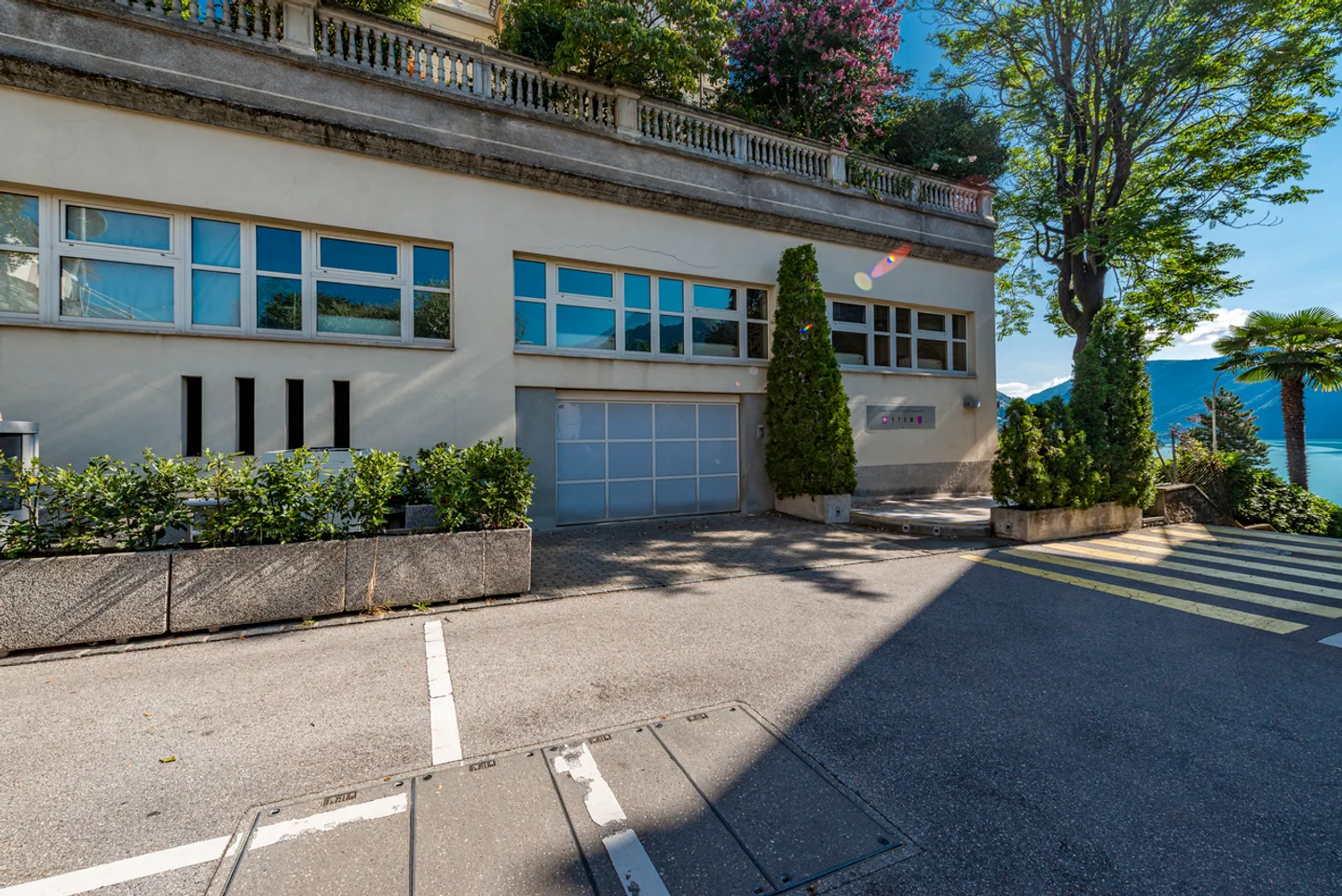 «Büro im Zentrum mit Seeblick und Garage mit 7 Parkplätzen» - Foto 4 von 14