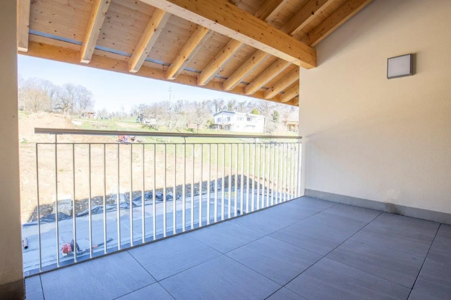 Appartement neuf lumineux et moderne dans un emplacement calme - Photo 10 sur 12