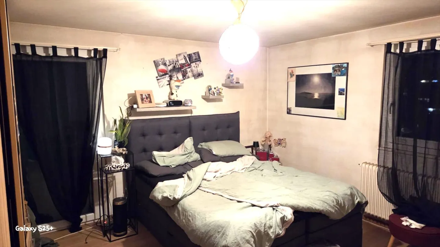 4,5-Zimmer-Wohnung - Foto 1 von 3
