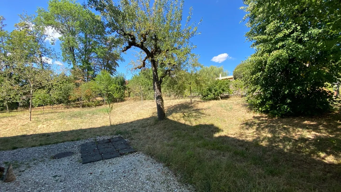 Maison de maître avec 1480 m2 de terrain et vue extraordinaire - Photo 34 of 37