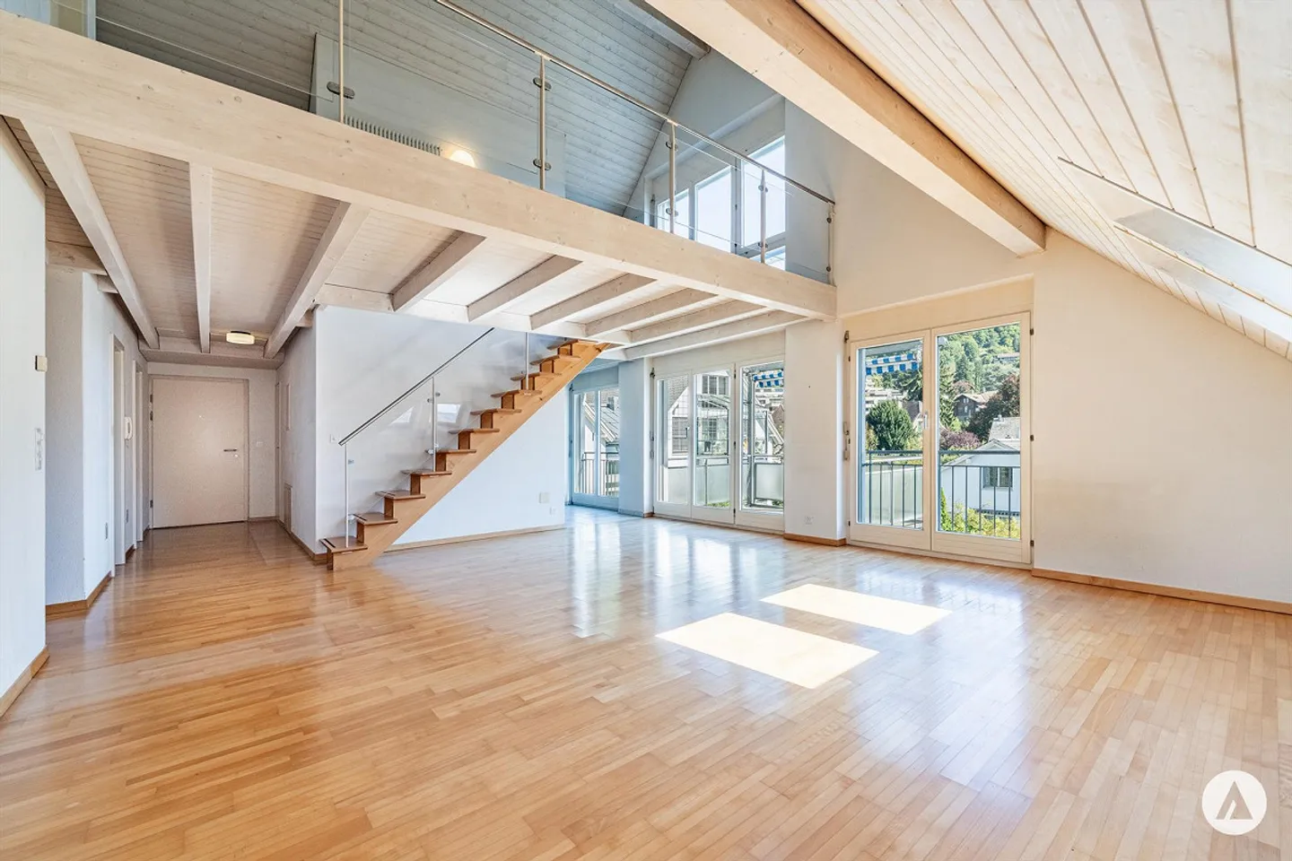 Dachwohnung im Lauenenquartier - Foto 6 von 13