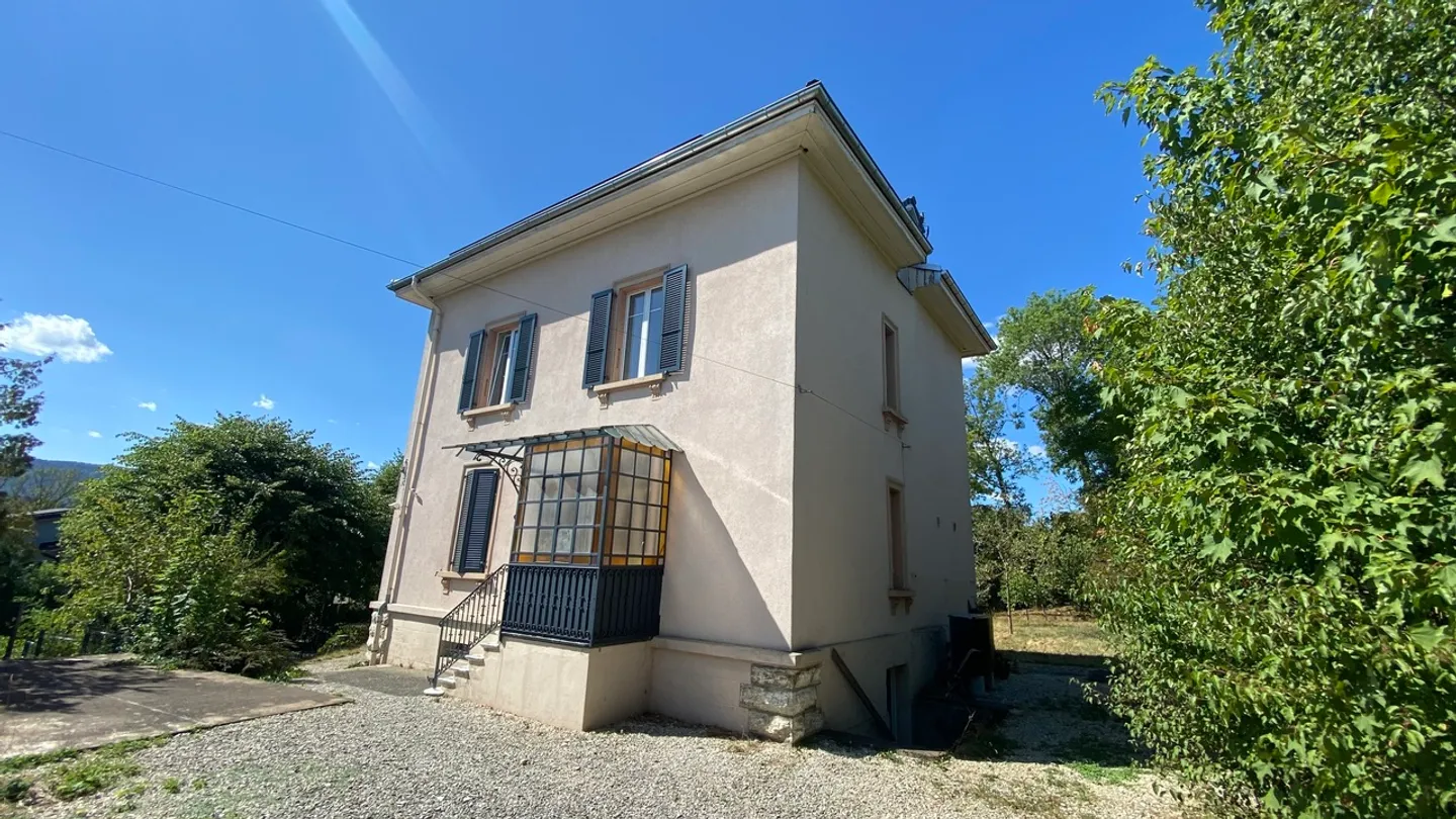 Maison de maître avec 1480 m2 de terrain et vue extraordinaire - Photo 28 of 37