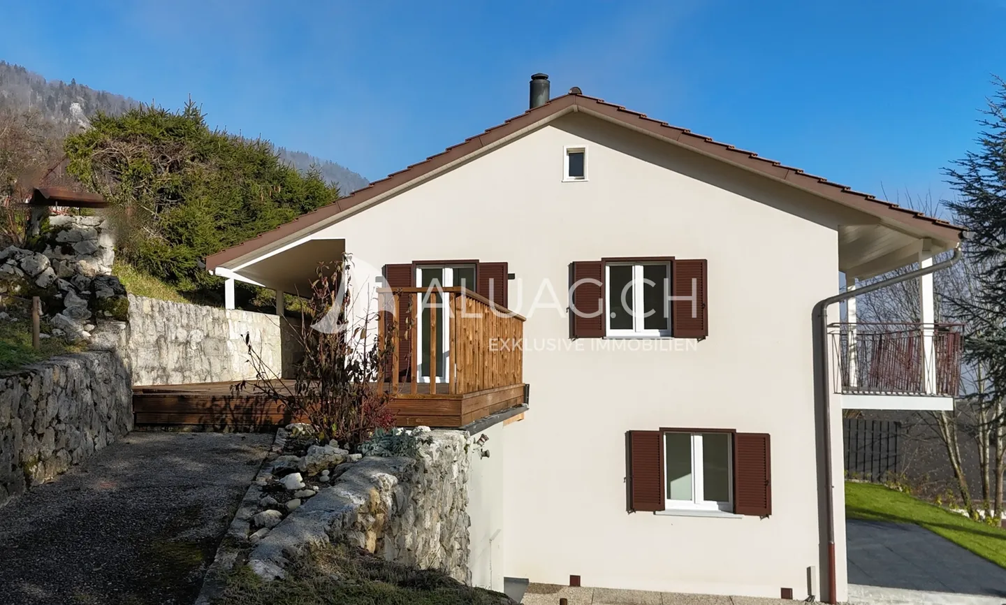 Charming Family Home - Photo 2 of 15