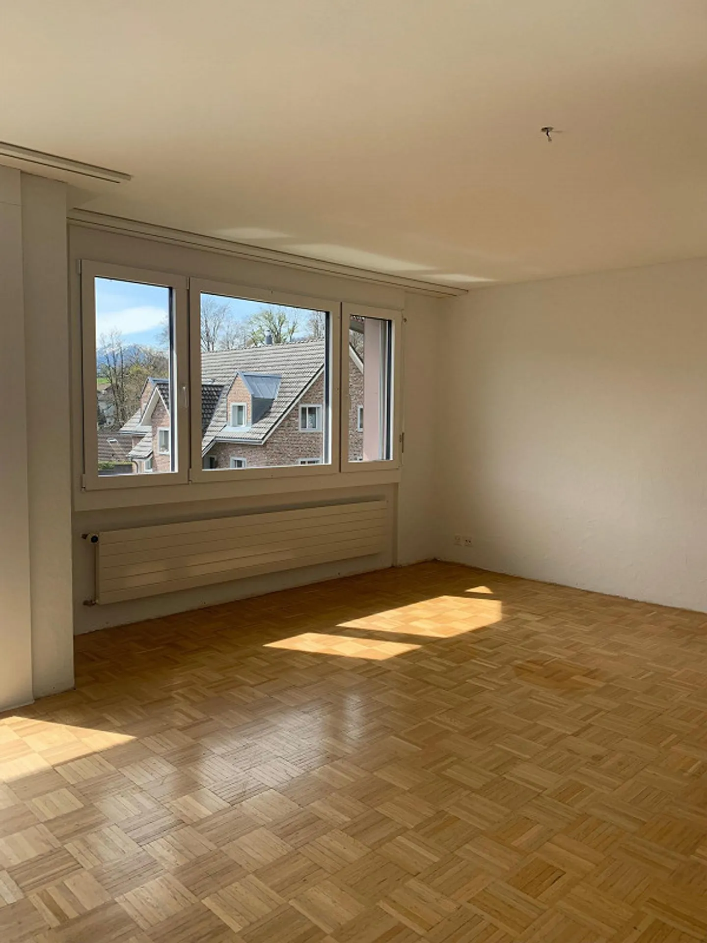 Charmante appartement 4.5 pièces avec panorama sur les montagnes à Alpnach Dorf - Photo 6 sur 11