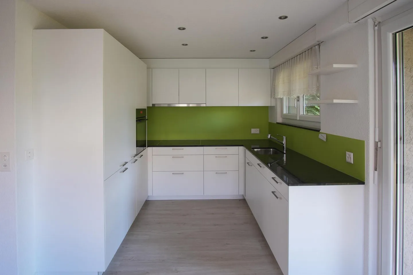 Maison individuelle (vue sur le lac) avec part de terrain aménagé - Photo 9 sur 20