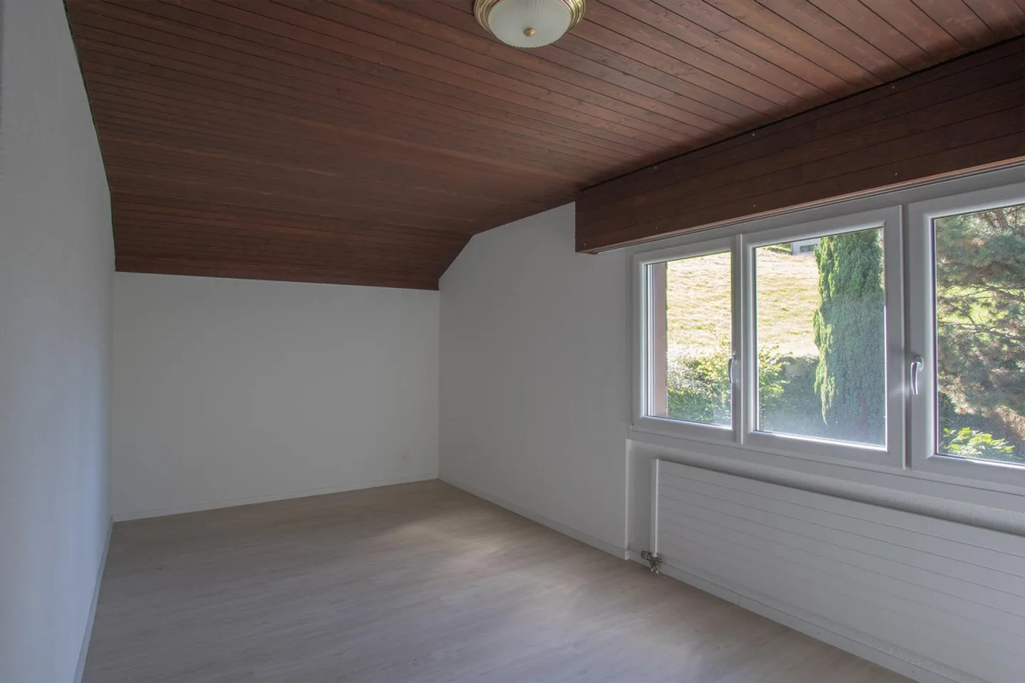 Maison individuelle (vue sur le lac) avec part de terrain aménagé - Photo 17 sur 20