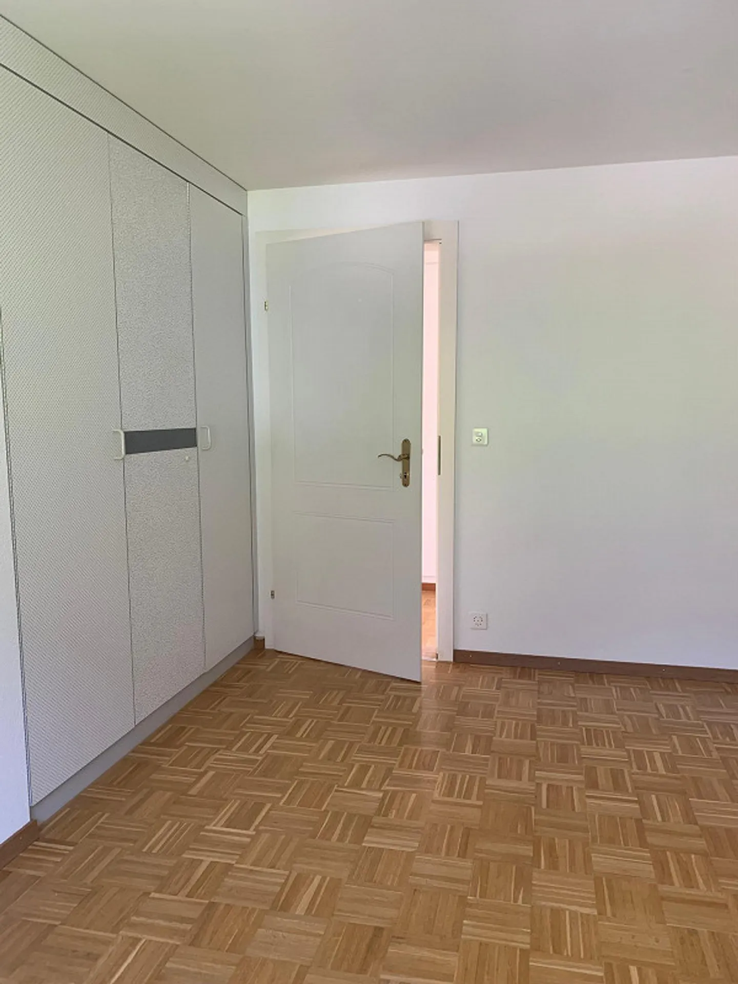 Charmante appartement 4.5 pièces avec panorama sur les montagnes à Alpnach Dorf - Photo 11 sur 11