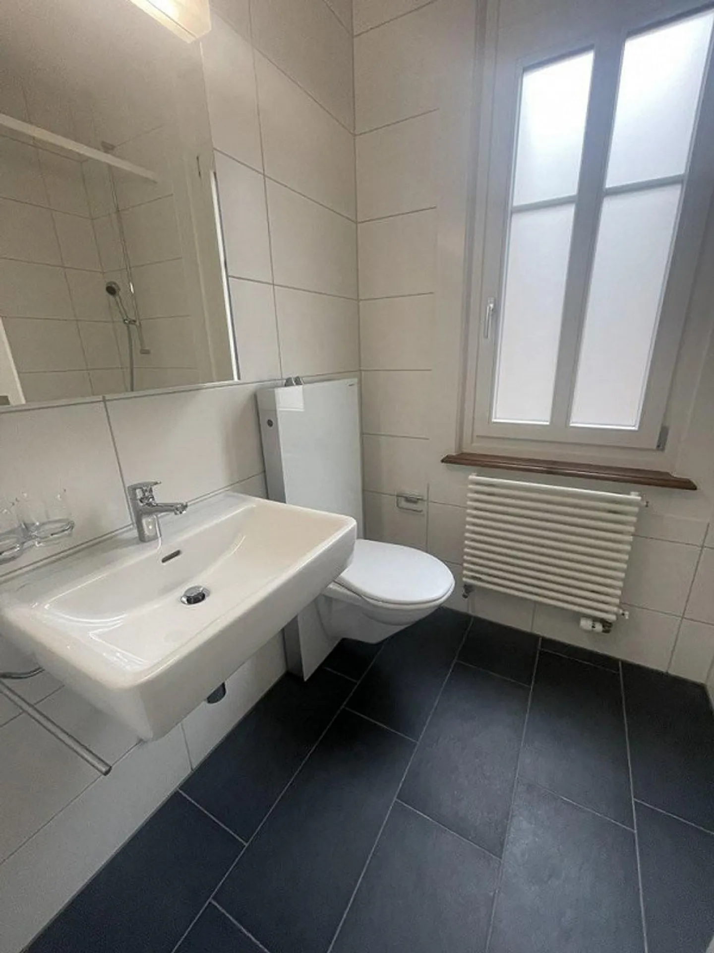 COZY 2-ROOM APARTMENT IN A CENTRAL LOCATION - Photo 8 of 9