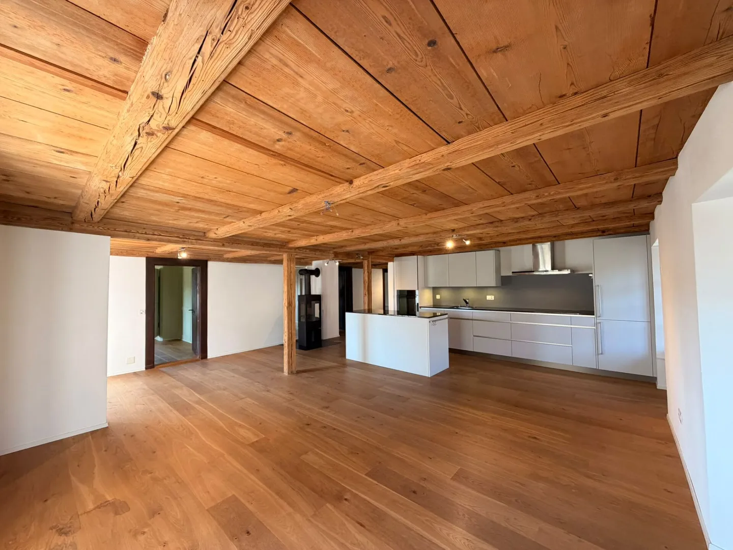 Appartamento moderno 4,5 locali in affitto - Foto 2 di 12