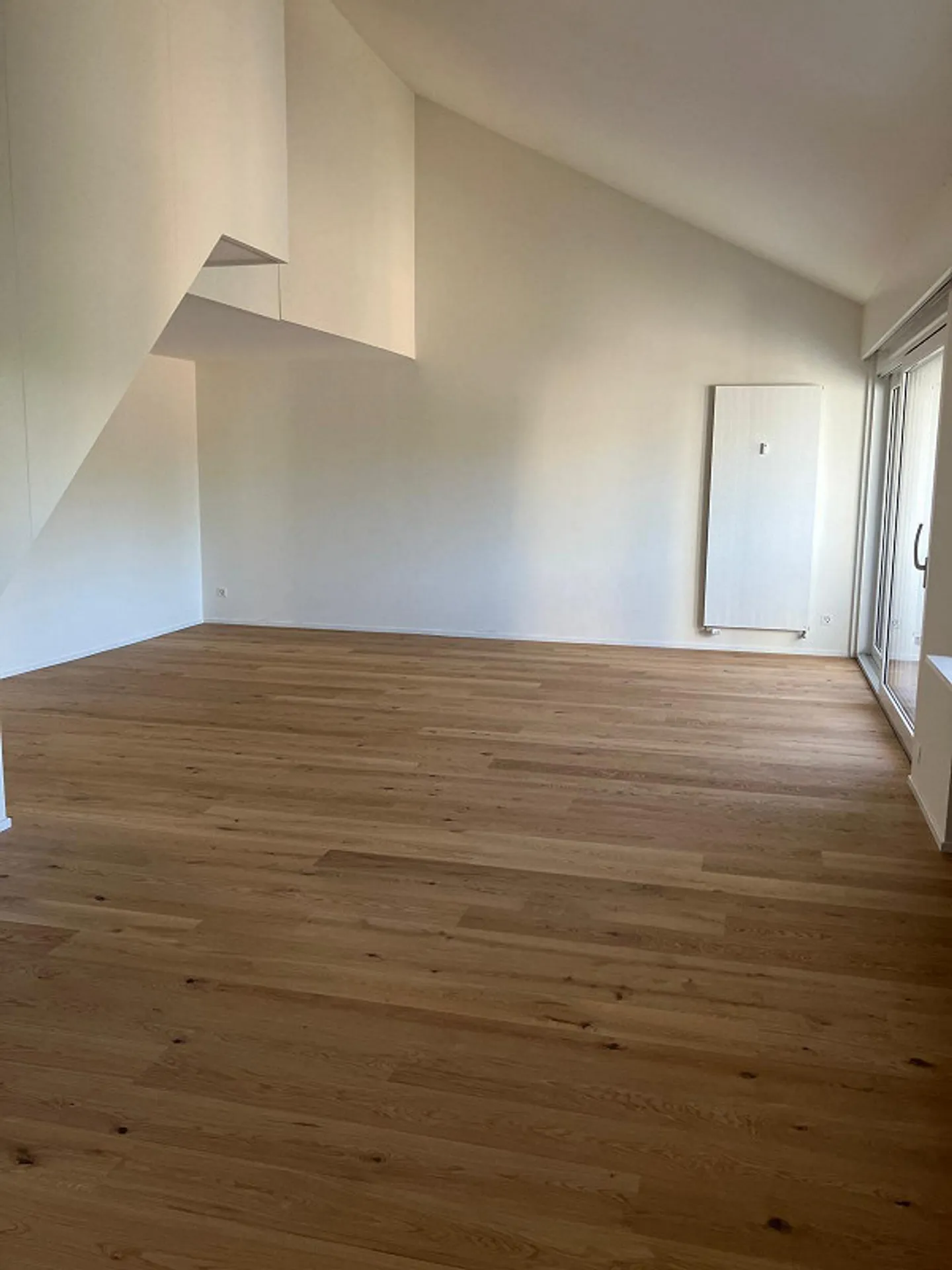 First occupancy of a modern 4-room apartment with a magnificent view - Photo 4 of 7