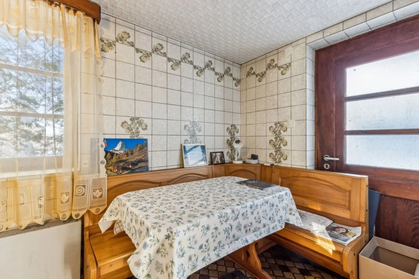 Detached house with great potential - Photo 4 of 13