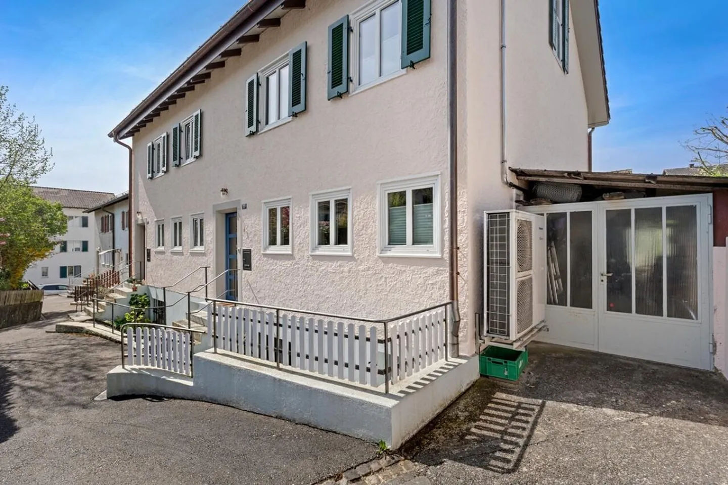 Casa a schiera alla periferia di Sciaffusa - Foto 3 di 13