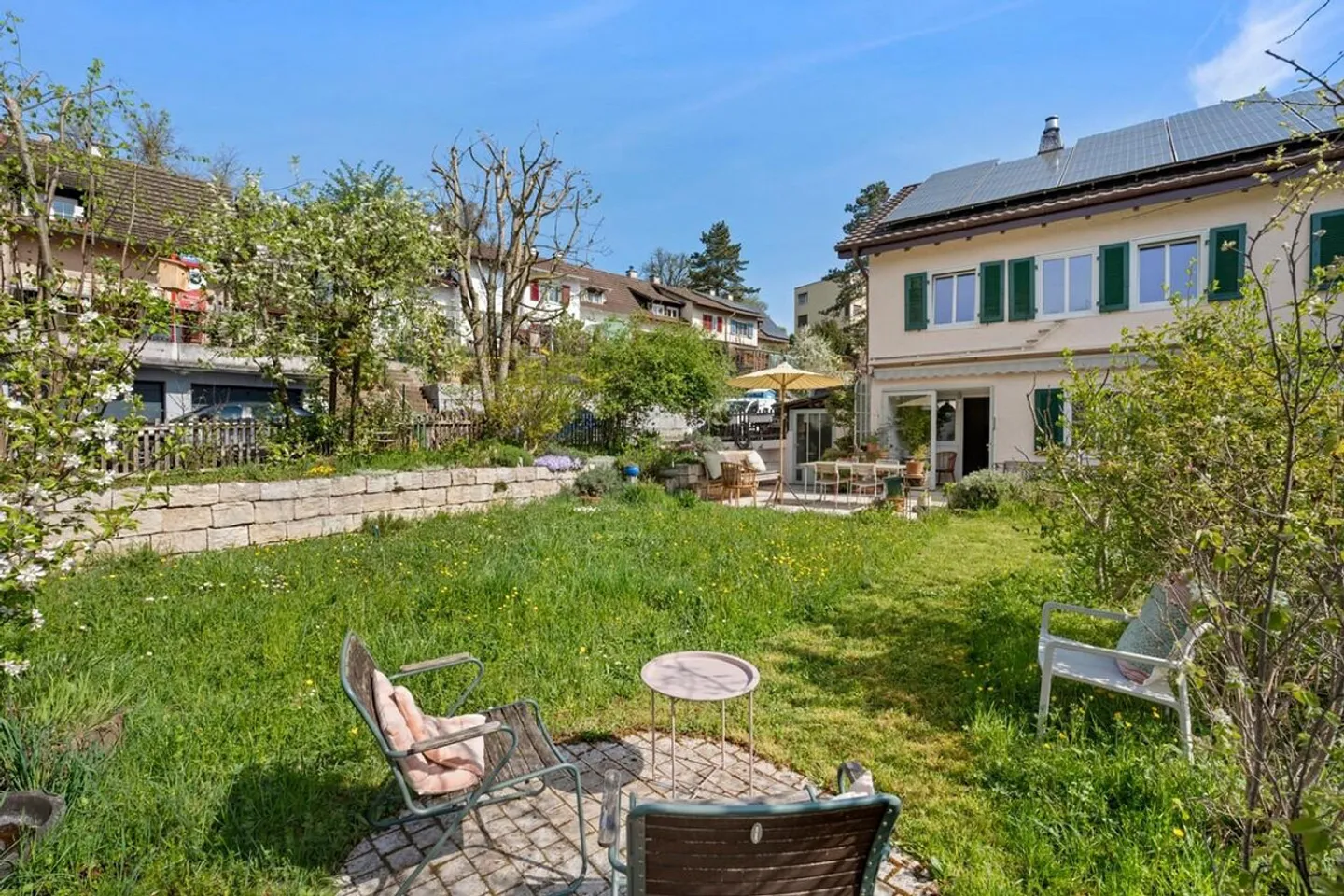 Casa a schiera alla periferia di Sciaffusa - Foto 1 di 13