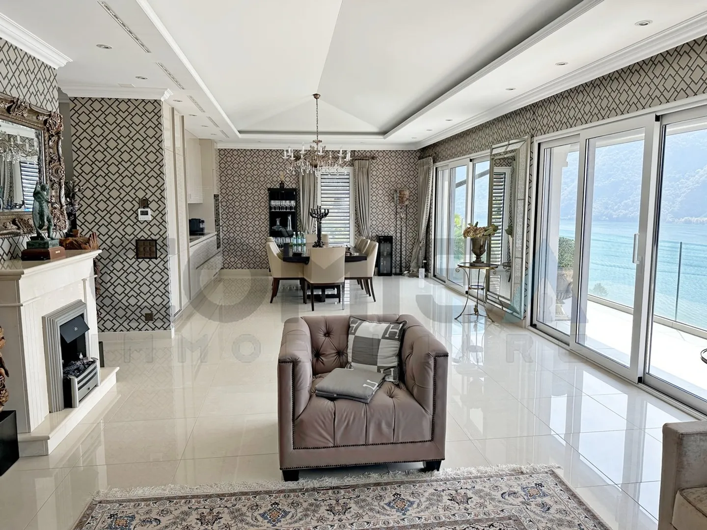 Penthouse for sale - Photo 2 of 5